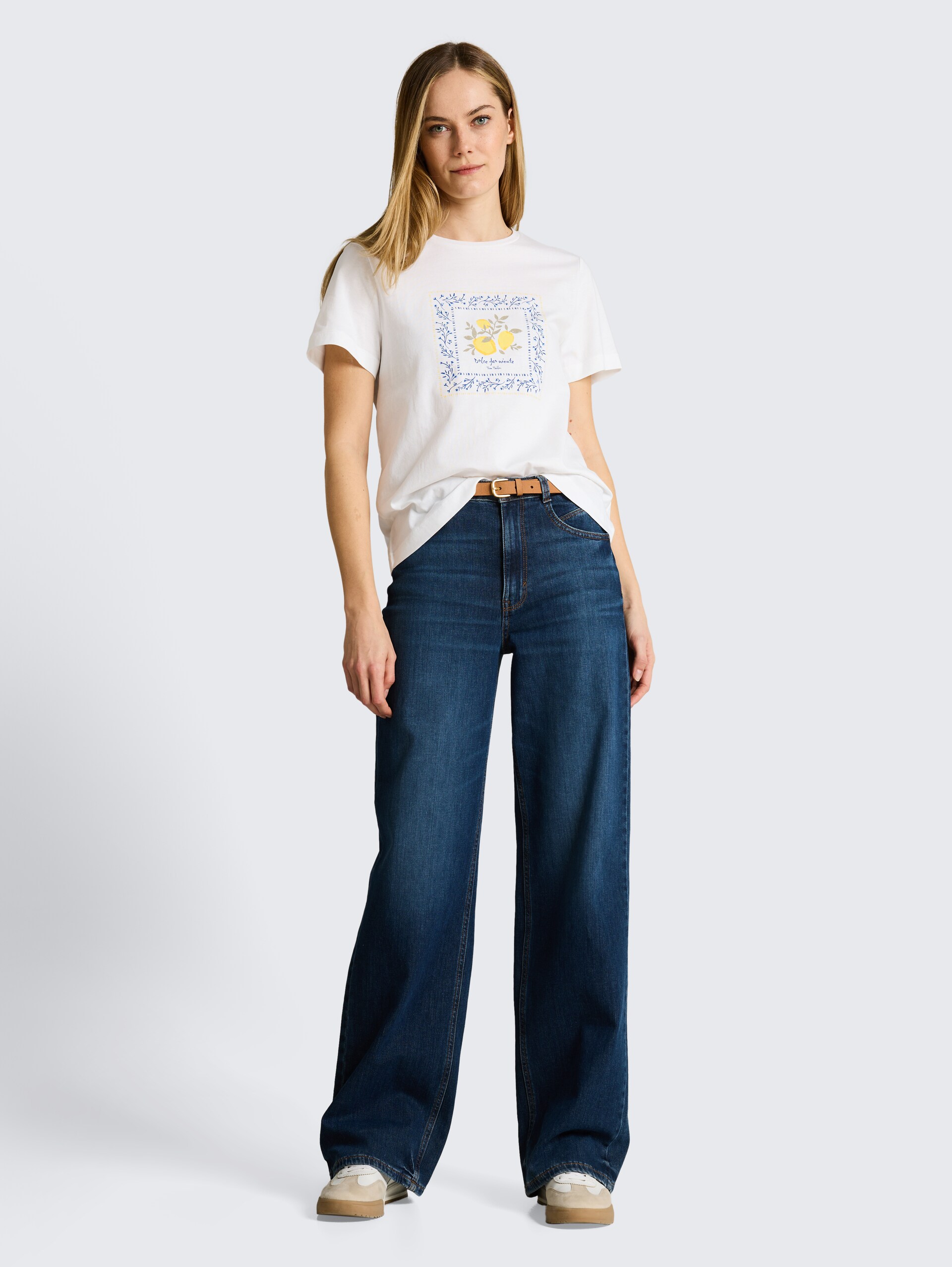 T-shirt met print - off white - Model vooraanzicht