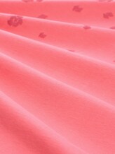 Tee shirt avec imprimé - soft coral pink - Vue de la matière