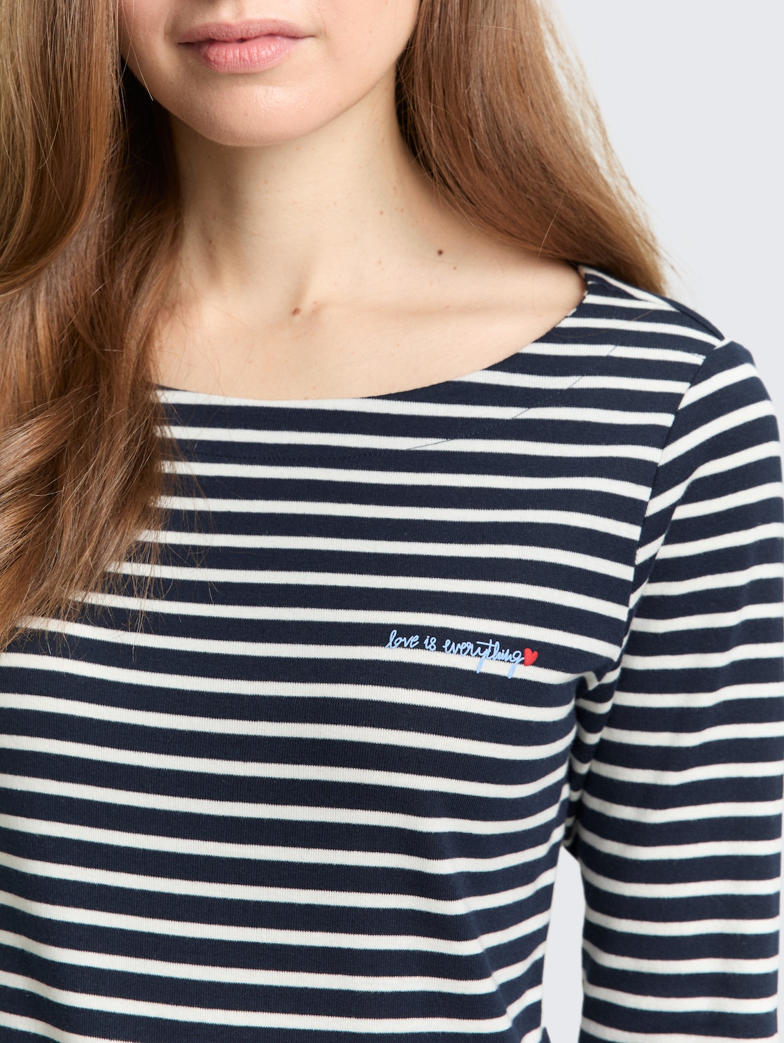 Langarmshirt mit Streifenmuster - navy blue offwhite stripe - Detail-Model-Ansicht