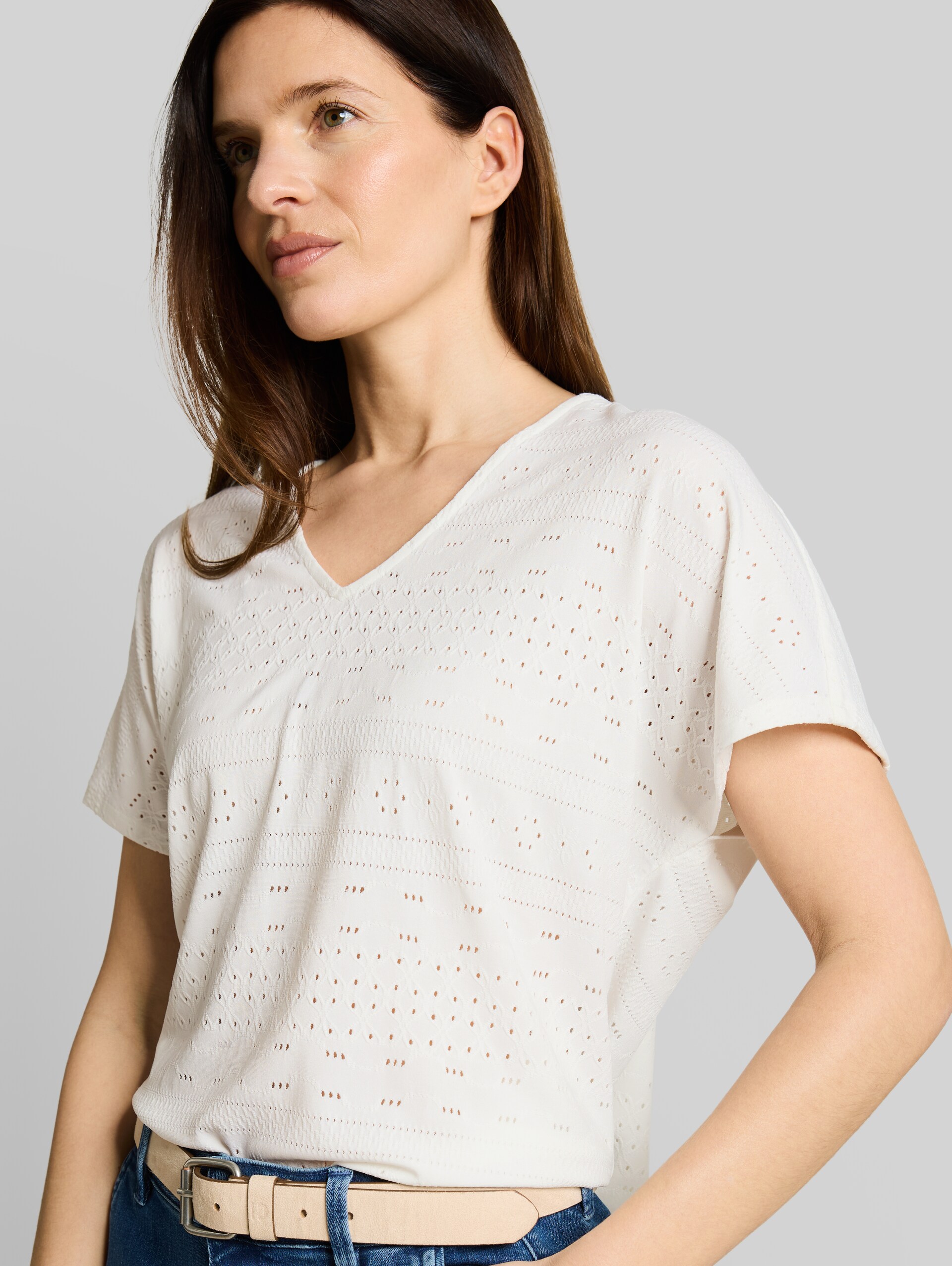 Loose fit ajour T-shirt - Whisper White - Detail model view