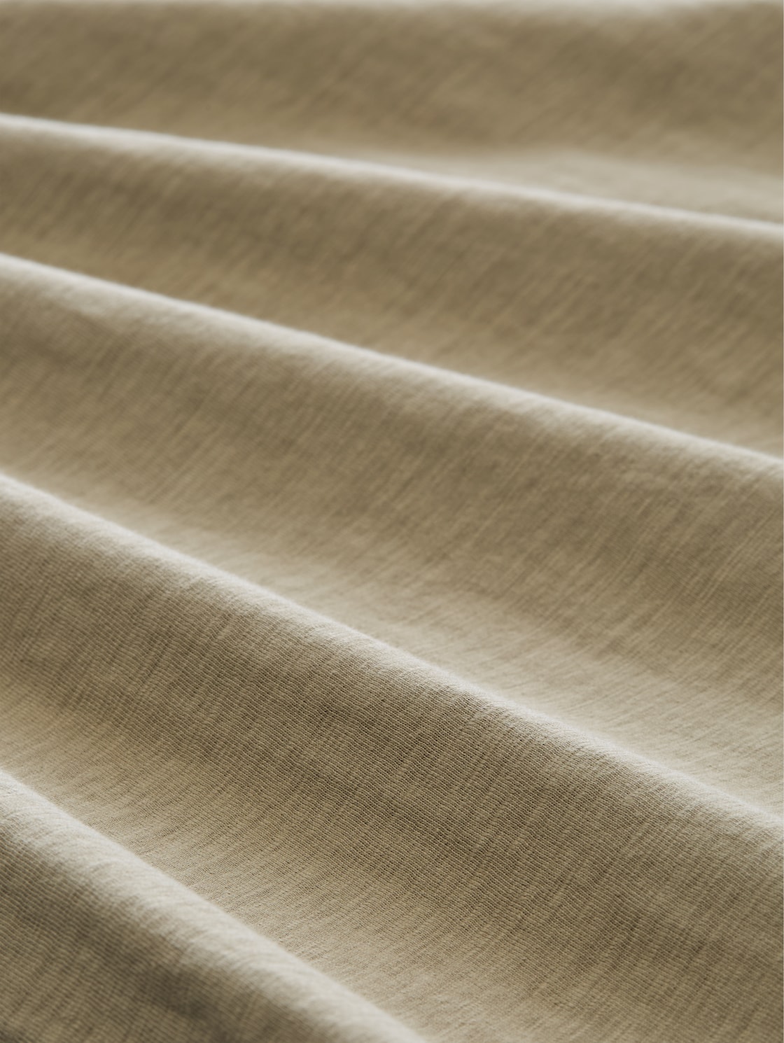 T-Shirt aus Baumwolle - Silver Olive - Material-Ansicht