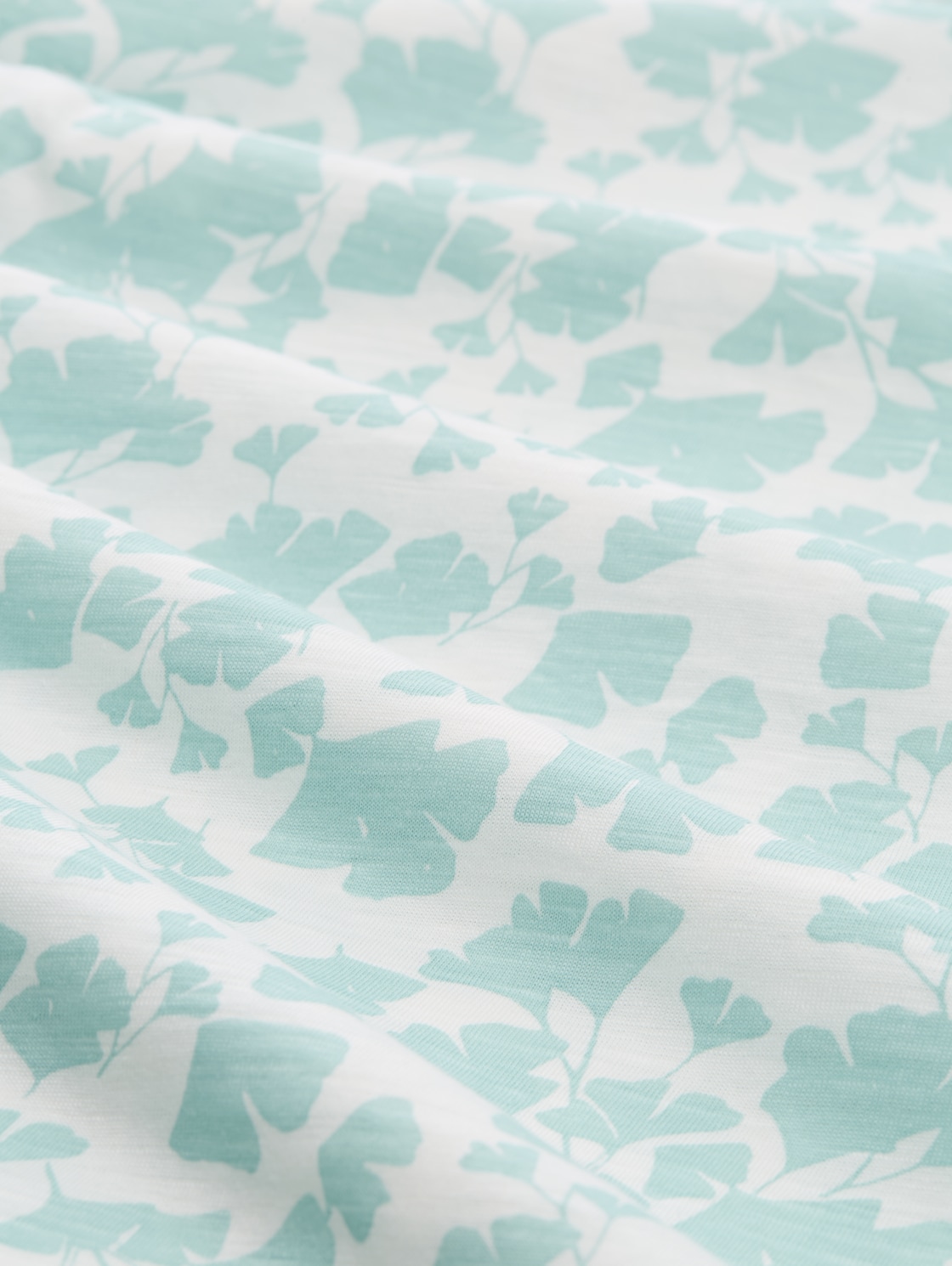 T-Shirt aus Baumwolle - green ginkgo minimal - Material-Ansicht