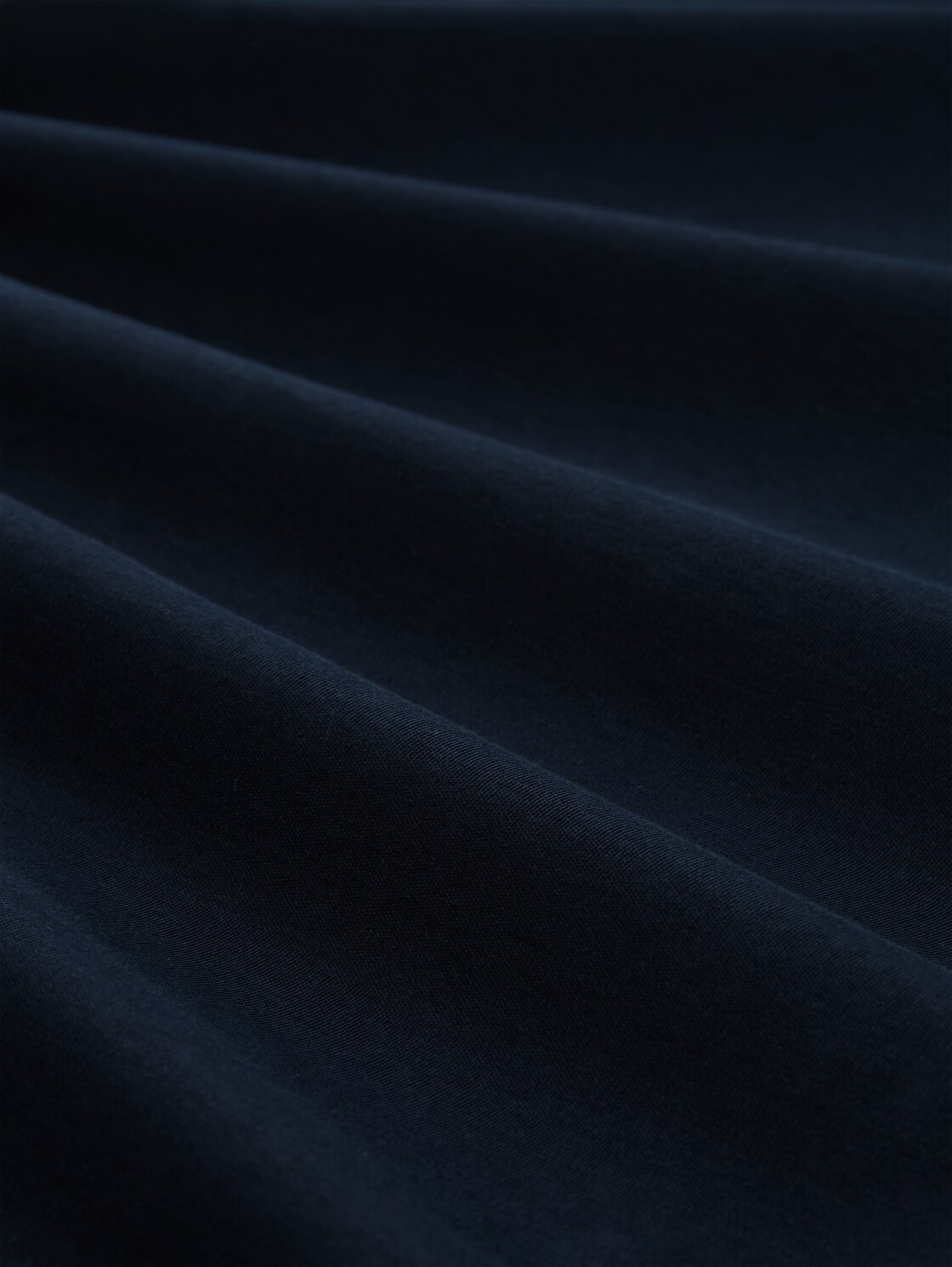 Basic T-Shirt aus Baumwolle - sky captain blue - Material-Ansicht