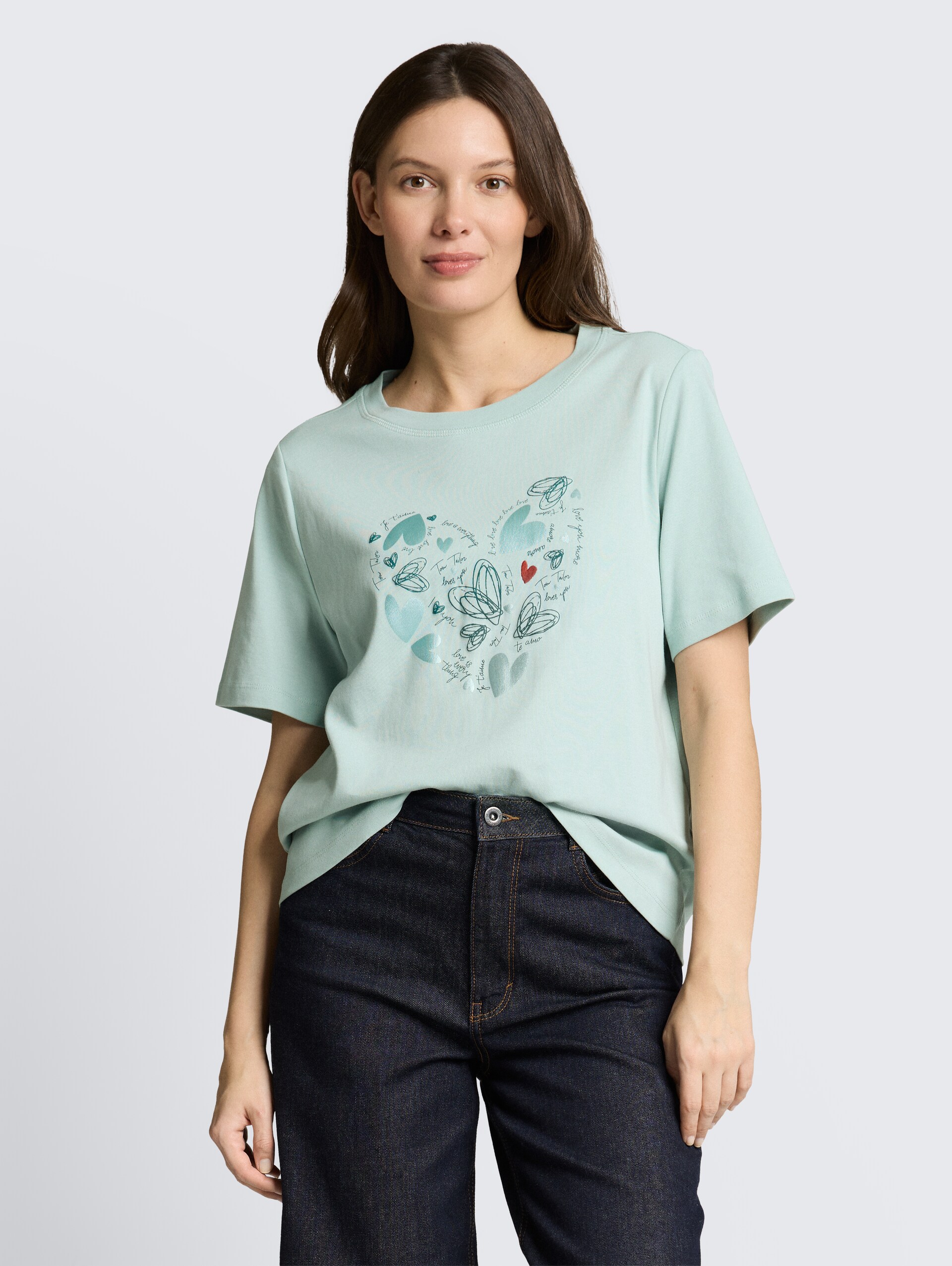 T-Shirt aus Baumwolle - blue haze - Ausschnitt Model-Vorderansicht