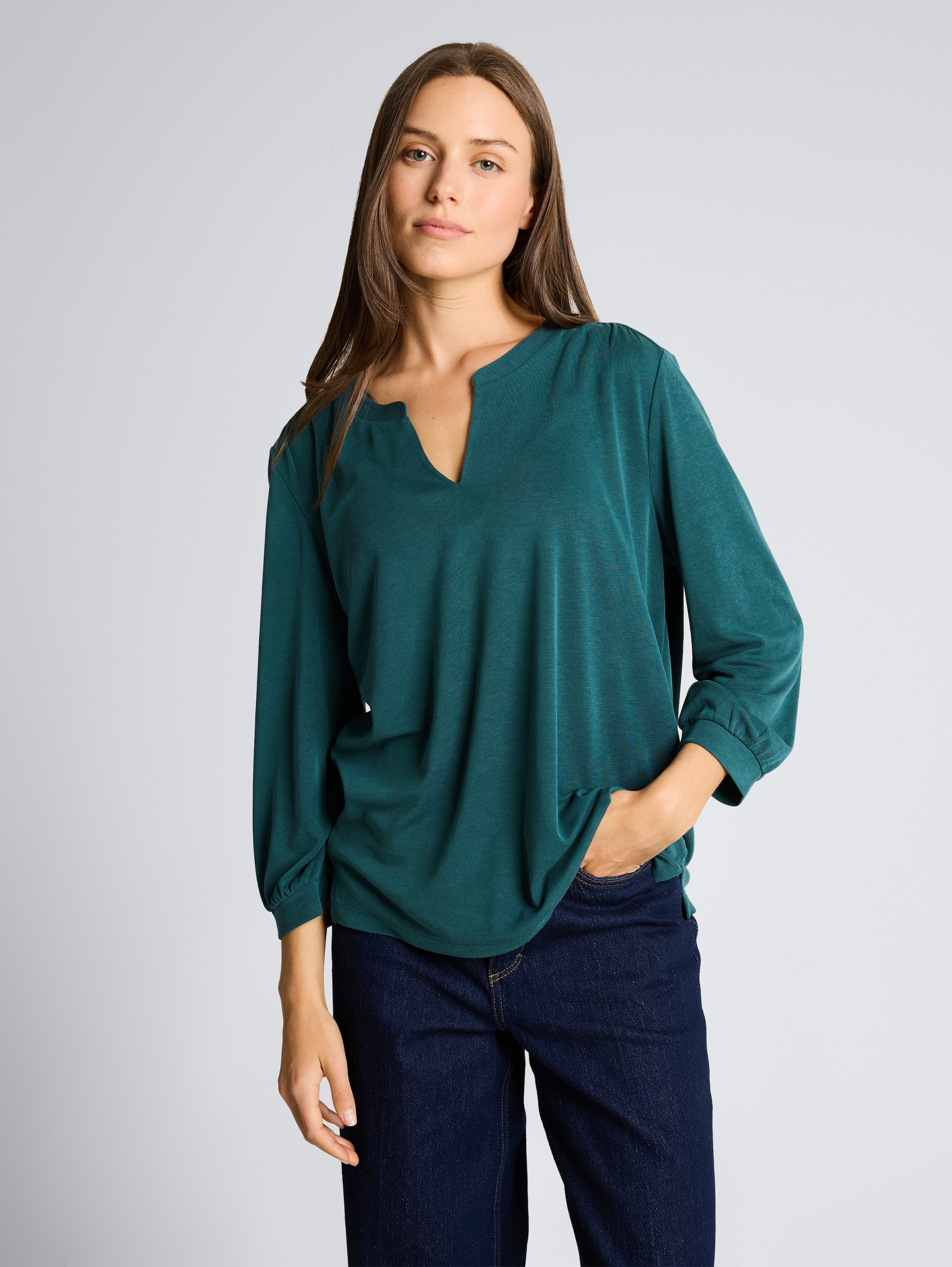T-shirt à manches longues avec fronces - Deep Meadow Green - Découpe Vue de face du modèle