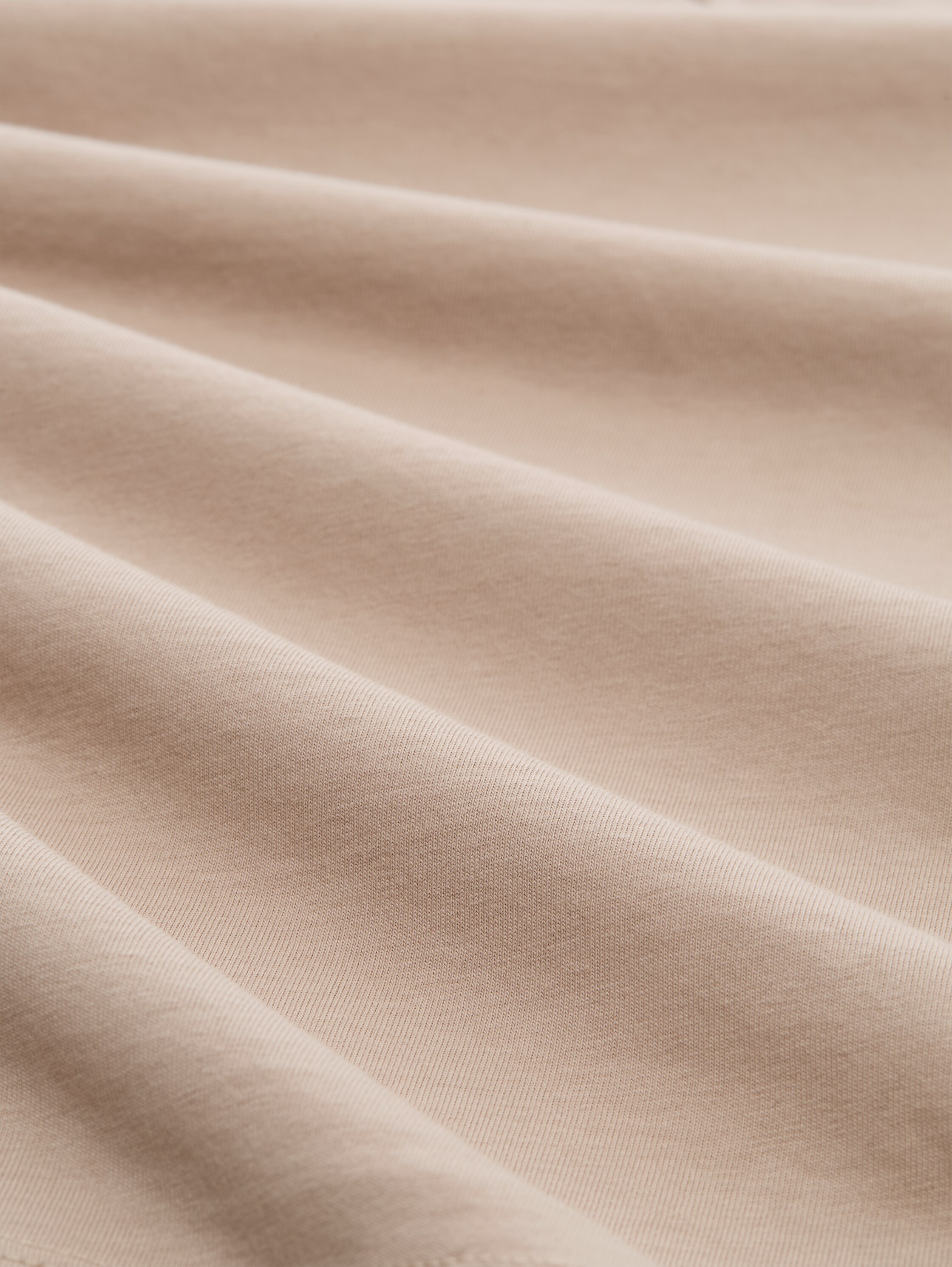 Slim Fit Top mit Rundhalsausschnitt - soft taupe grey - Material-Ansicht