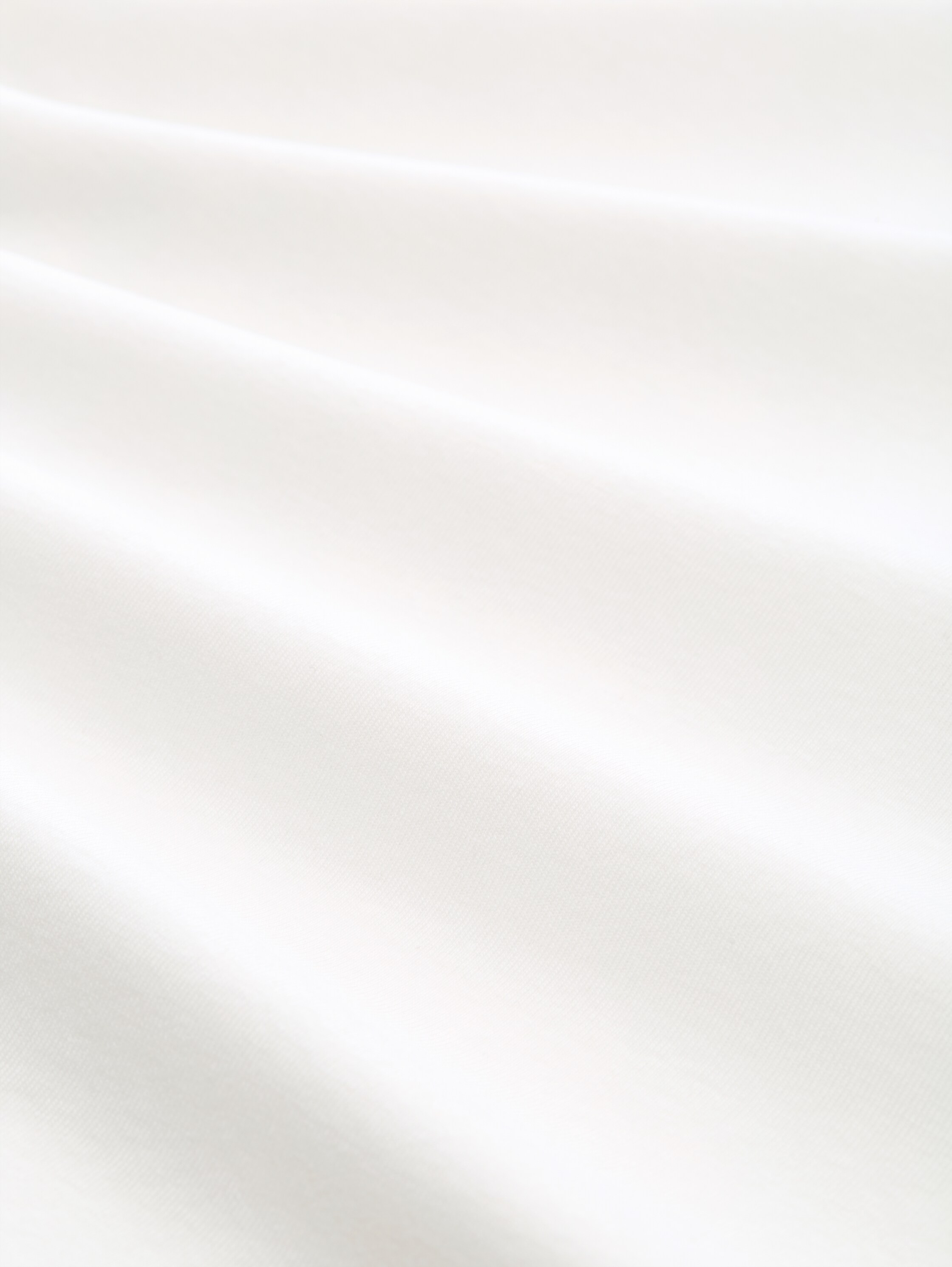 Slim Fit T-Shirt mit V-Ausschnitt - Whisper White - Material-Ansicht