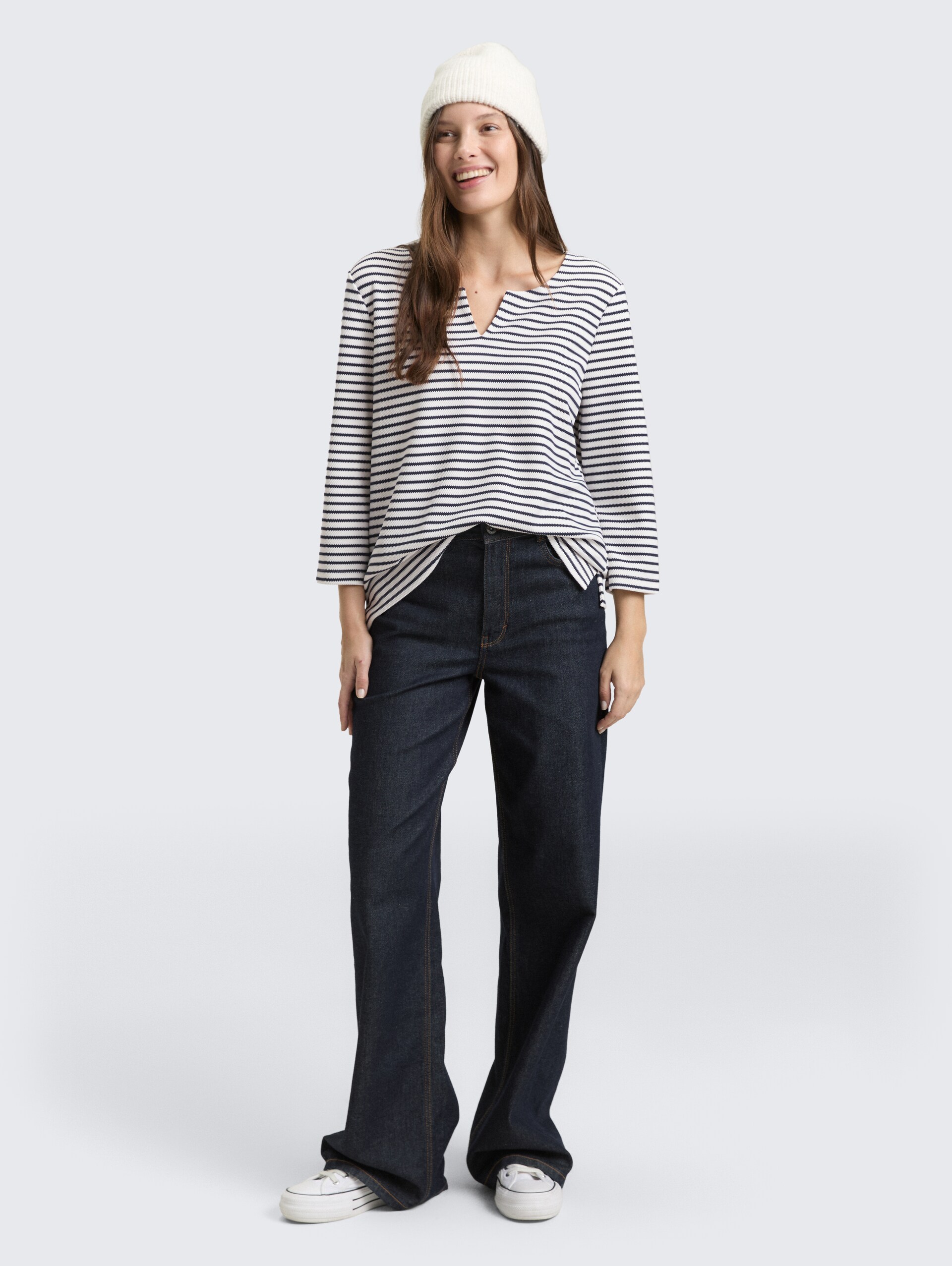 Langarmshirt mit Streifenmuster - blue offwhite stripe structure - Model-Vorderansicht
