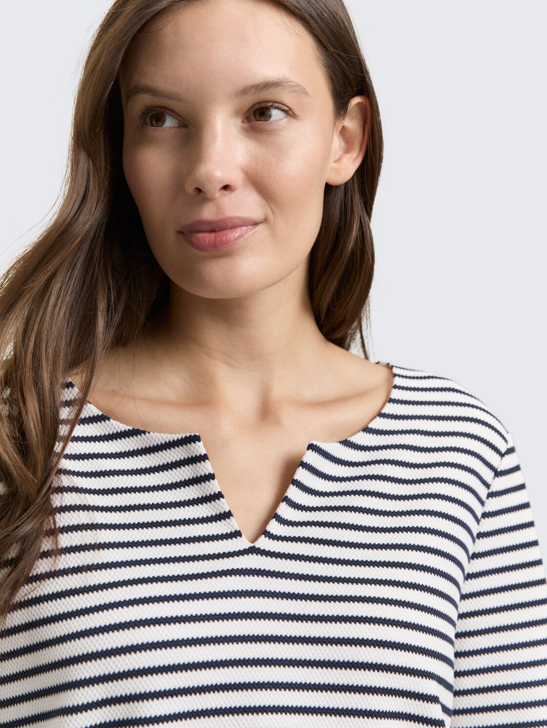 Langarmshirt mit Streifenmuster - blue offwhite stripe structure - Detail-Model-Ansicht