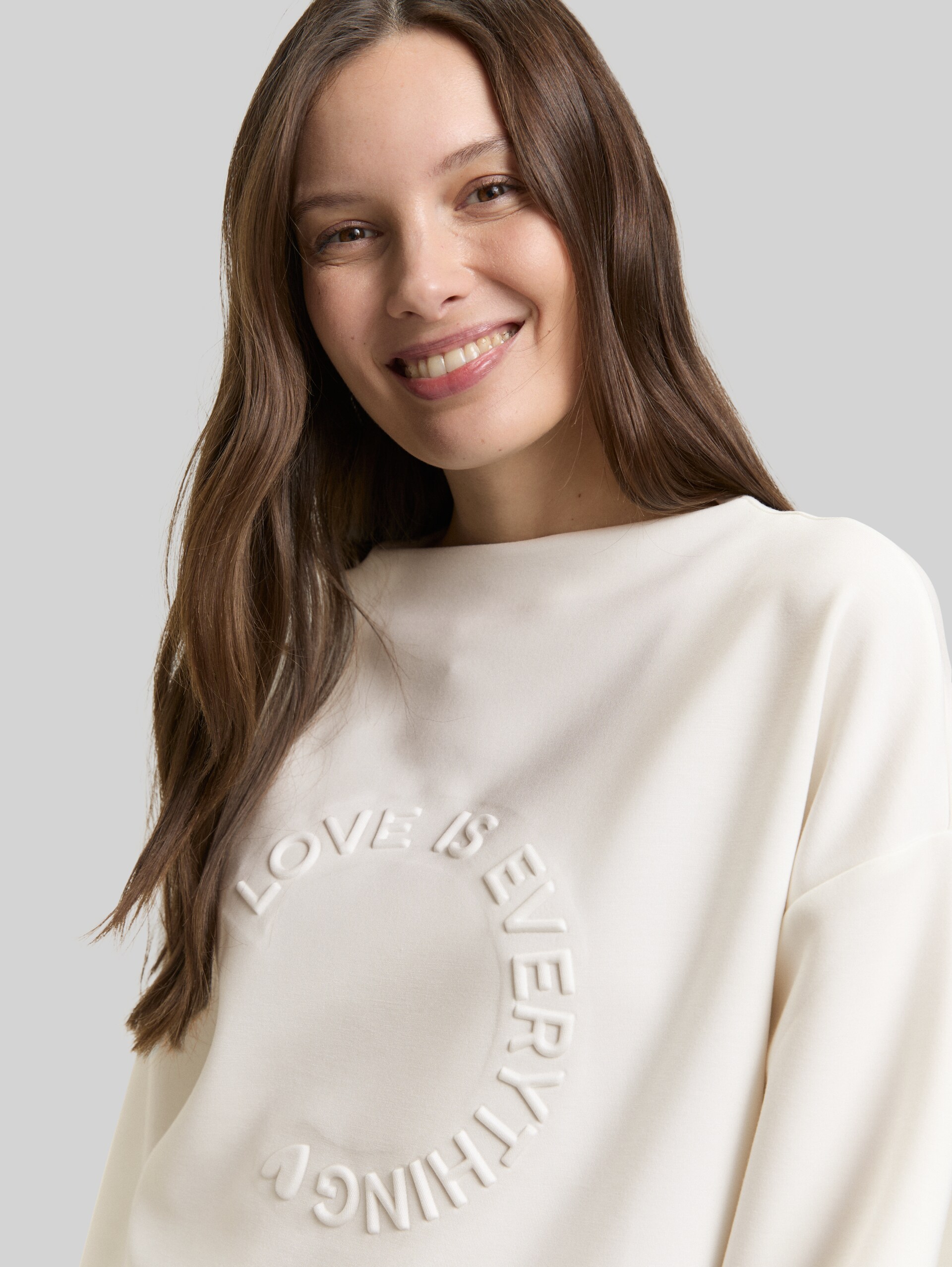 Scuba long-sleeved shirt with 3D print - Whisper White - Detail model view