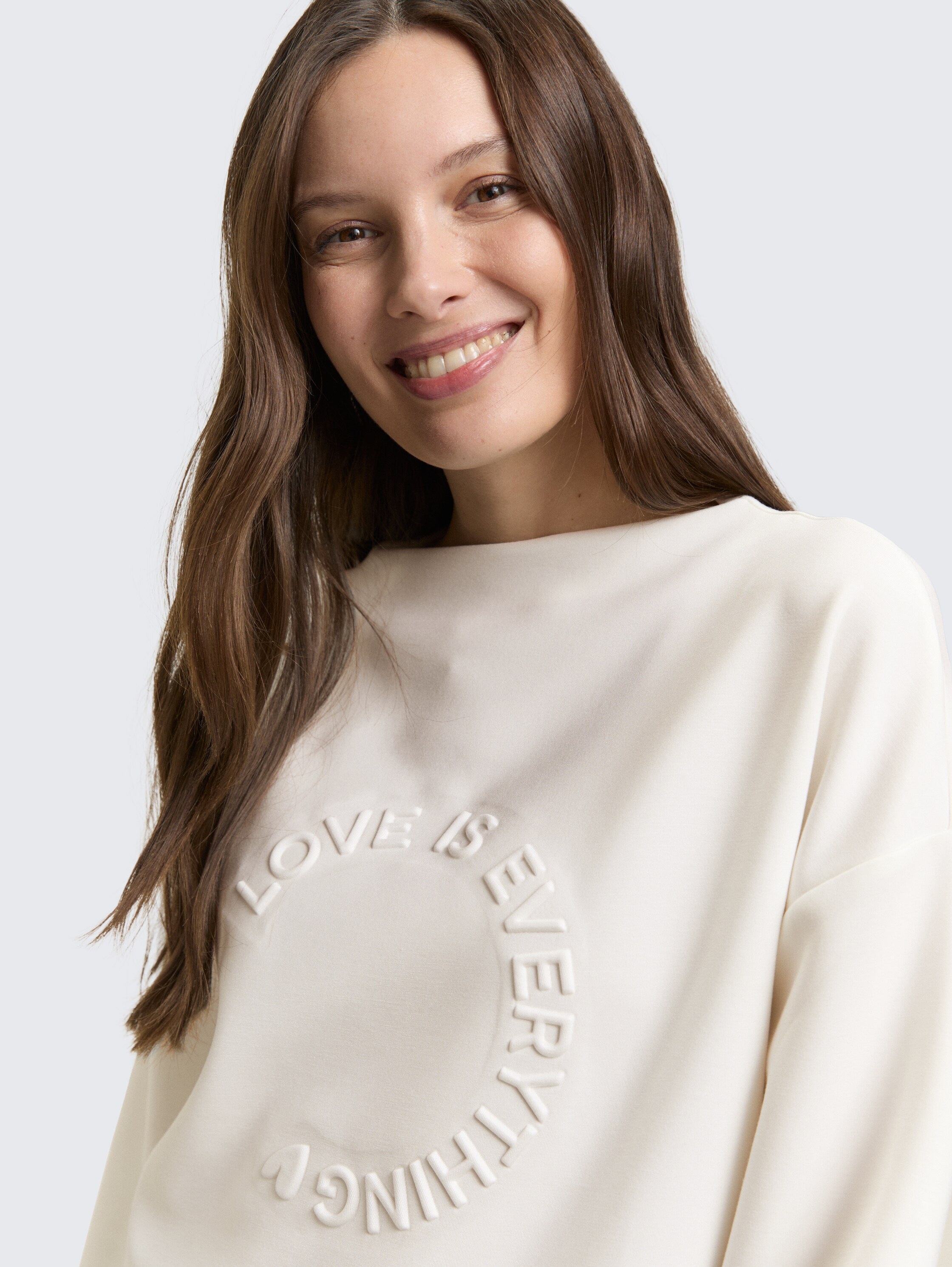 T-shirt à manches longues en scuba avec imprimé 3D - Whisper White - Vue détaillée du modèle