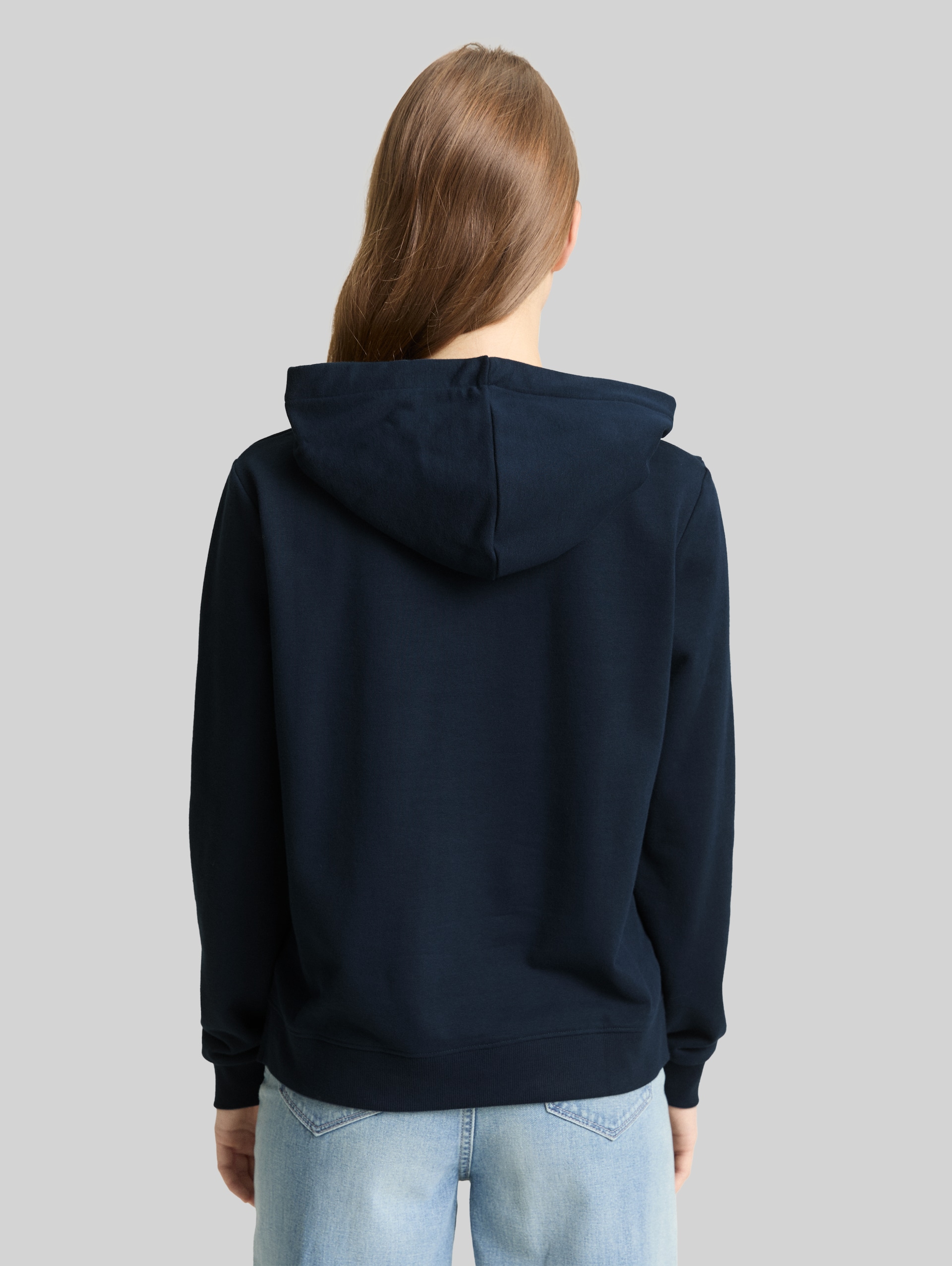 Hoodie sweatshirt with embroidery - sky captain blue - Neckline model-back view