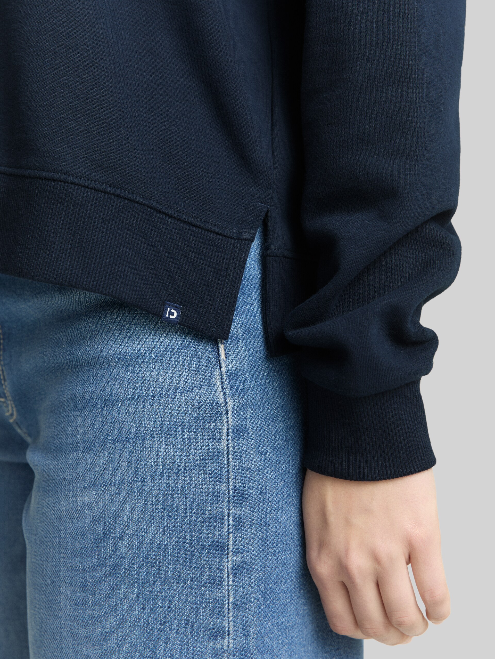 Hoodie sweatshirt with embroidery - sky captain blue - Detail model view