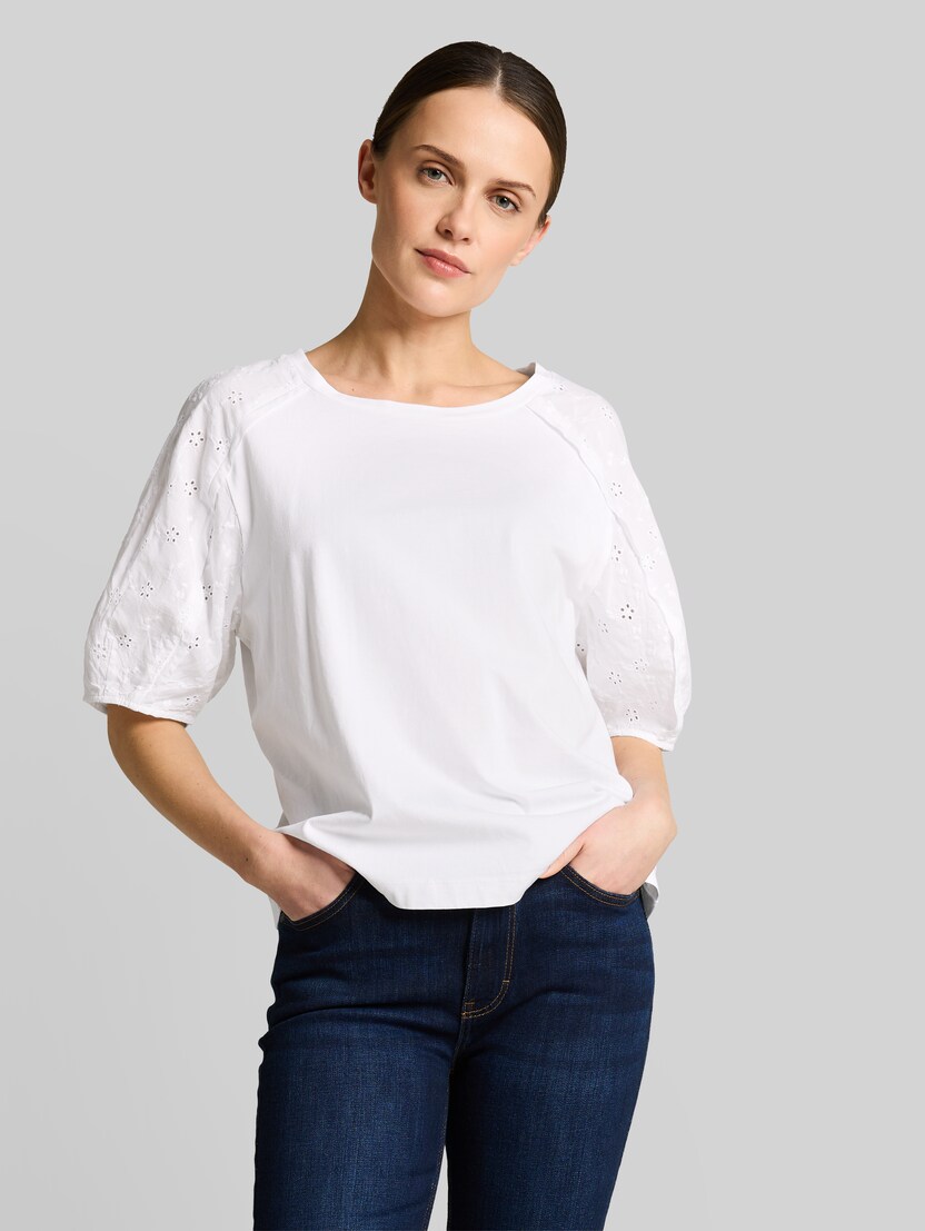 T-Shirt mit Lochstickereien von Women, White