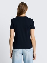 T-shirt avec broderie - sky captain blue - Découpe Vue arrière du modèle
