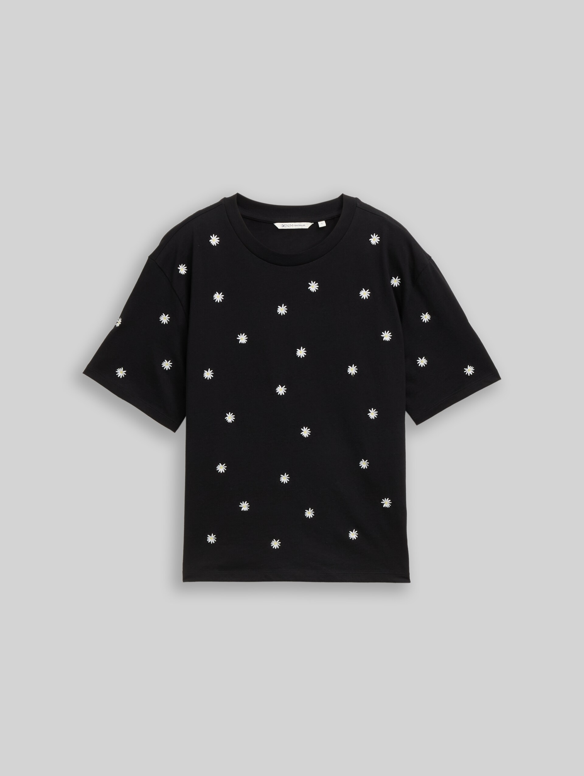 Boxy Fit T-Shirt mit Stickereien - black daisy design - Vorder-Produkt-Ansicht
