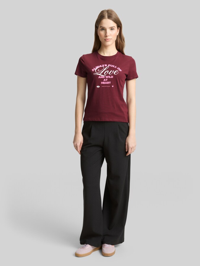 T-Shirt aus Baumwolle von Denim Female, Tawny Port Red