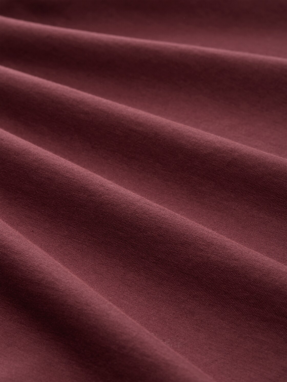 T-Shirt aus Baumwolle - Tawny Port Red - Material-Ansicht