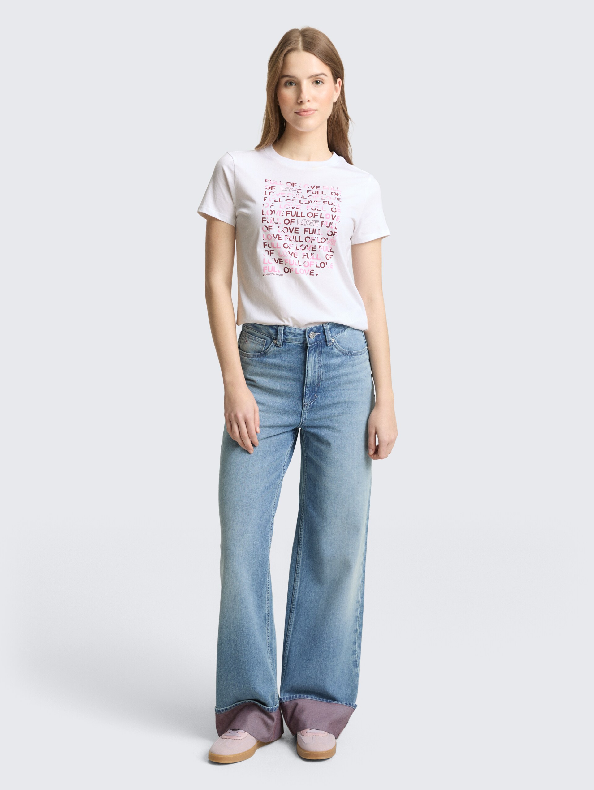 T-Shirt aus Baumwolle - White - Model-Vorderansicht