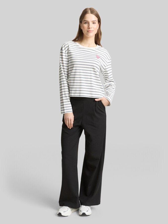 T-shirt à manches longues coupe boxy avec broderie en forme de cœur par Denim Female, off white navy stripe