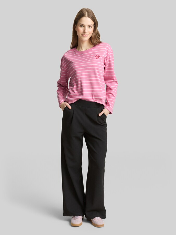Boxy Fit Langarmshirt mit Herz-Stickerei von Denim Female, pink white stripe