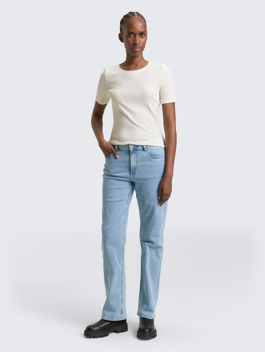 Slim Fit Pointelle T-Shirt - off white - Model-Vorderansicht