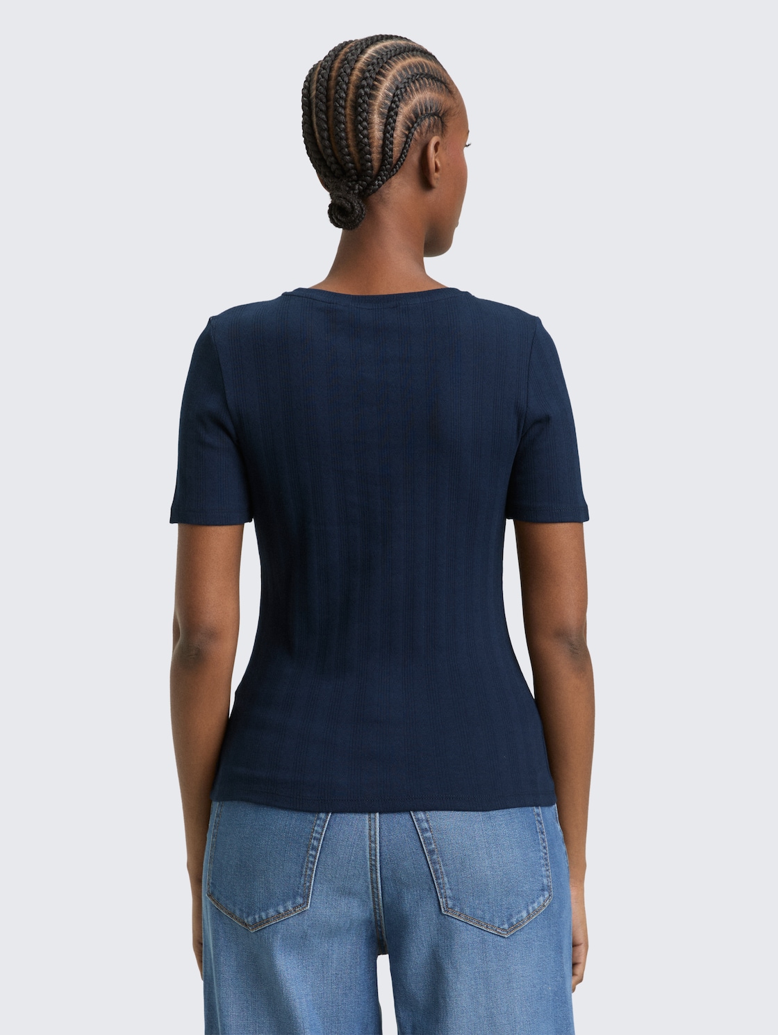 Slim Fit Pointelle T-Shirt - sky captain blue - Auschnitt Model-Rückansicht