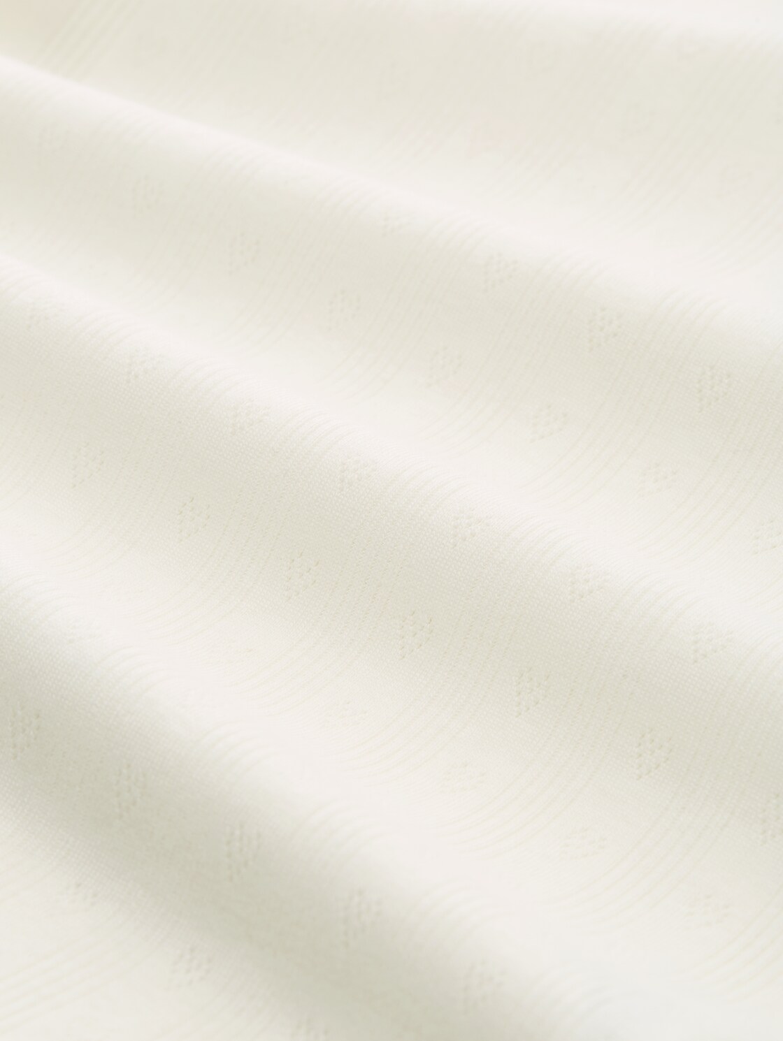 Pointelle Langarmshirt mit Deko-Knopfleiste - off white - Material-Ansicht