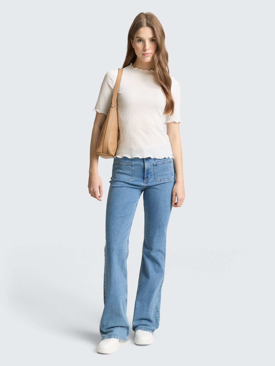 Slim Fit Crinkle T-Shirt - off white - Model-Vorderansicht