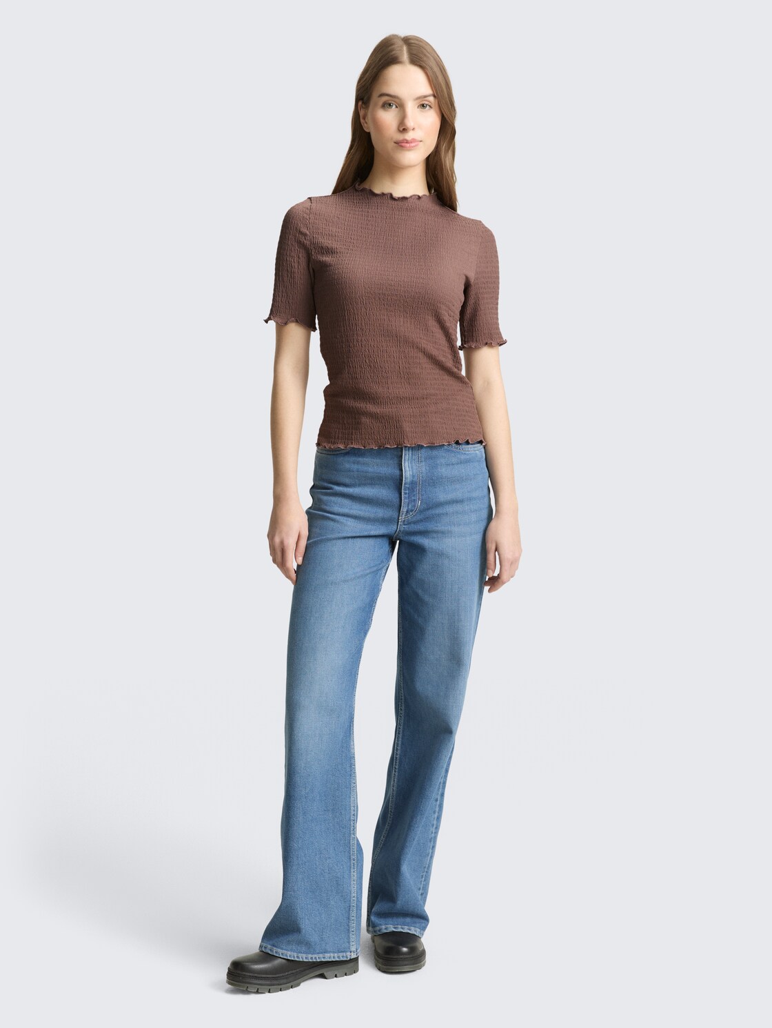 Slim Fit Crinkle T-Shirt - taupe brown - Model-Vorderansicht