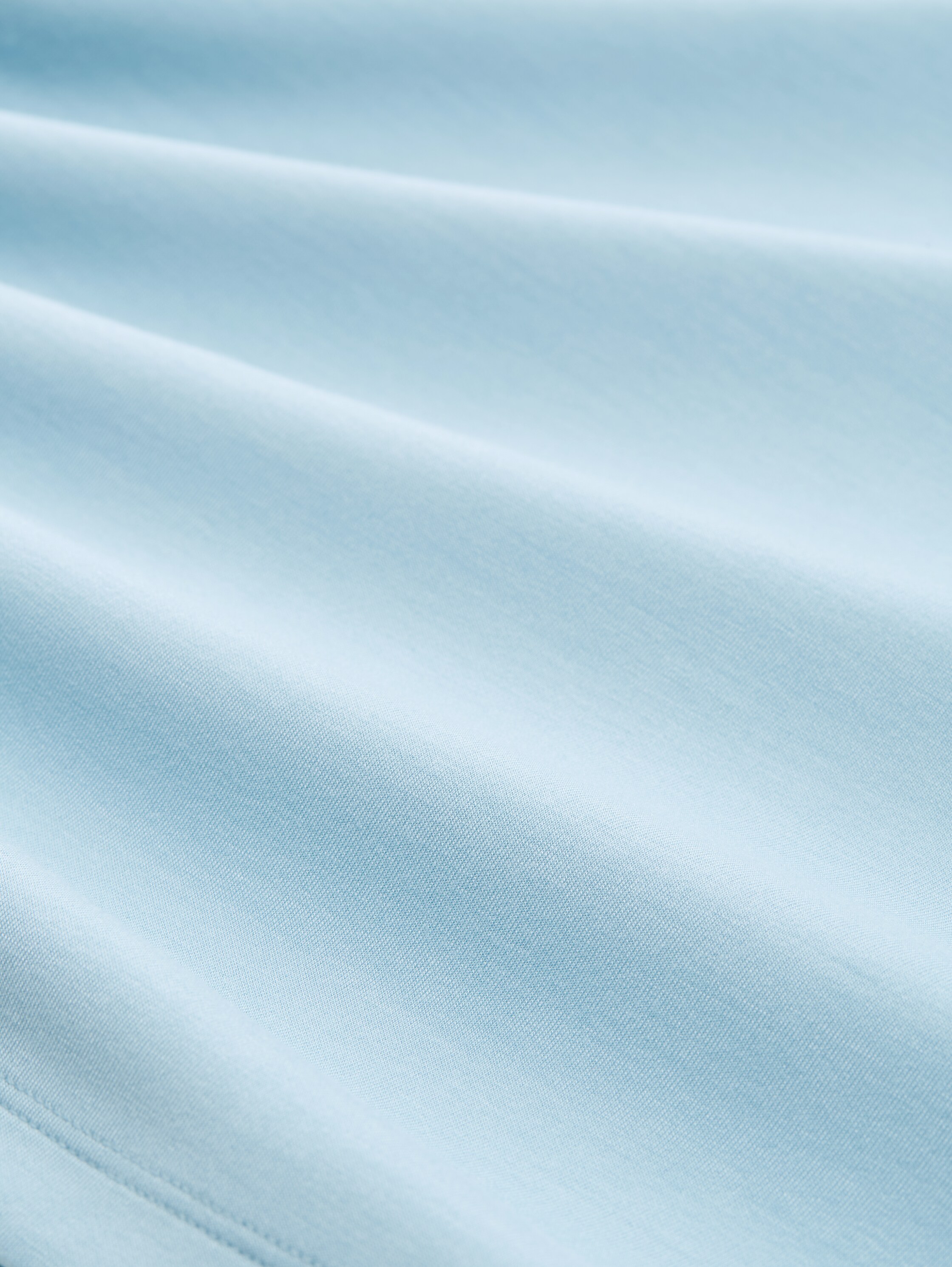 Loose Fit Scuba Langarmshirt - calm cloud blue - Material-Ansicht