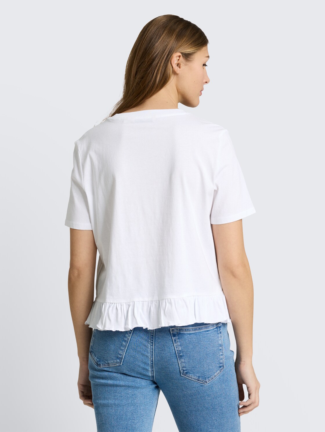 T-Shirt mit Volants - White - Auschnitt Model-Rückansicht