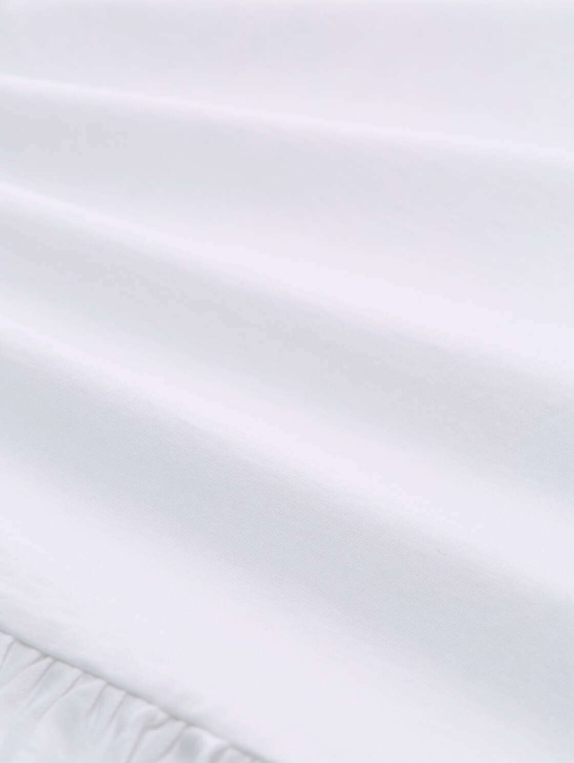 T-Shirt mit Volants - White - Material-Ansicht