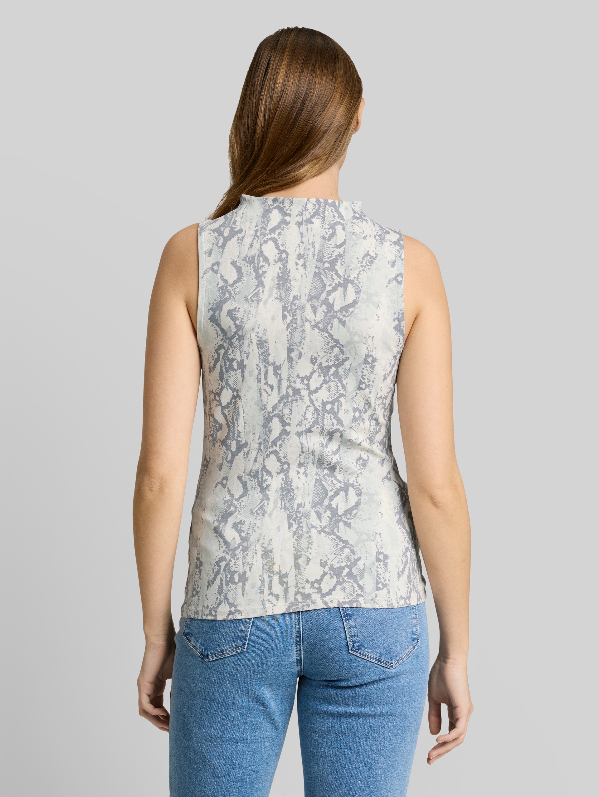 Slim fit top with snake pattern - faded snake print - Neckline model-back view