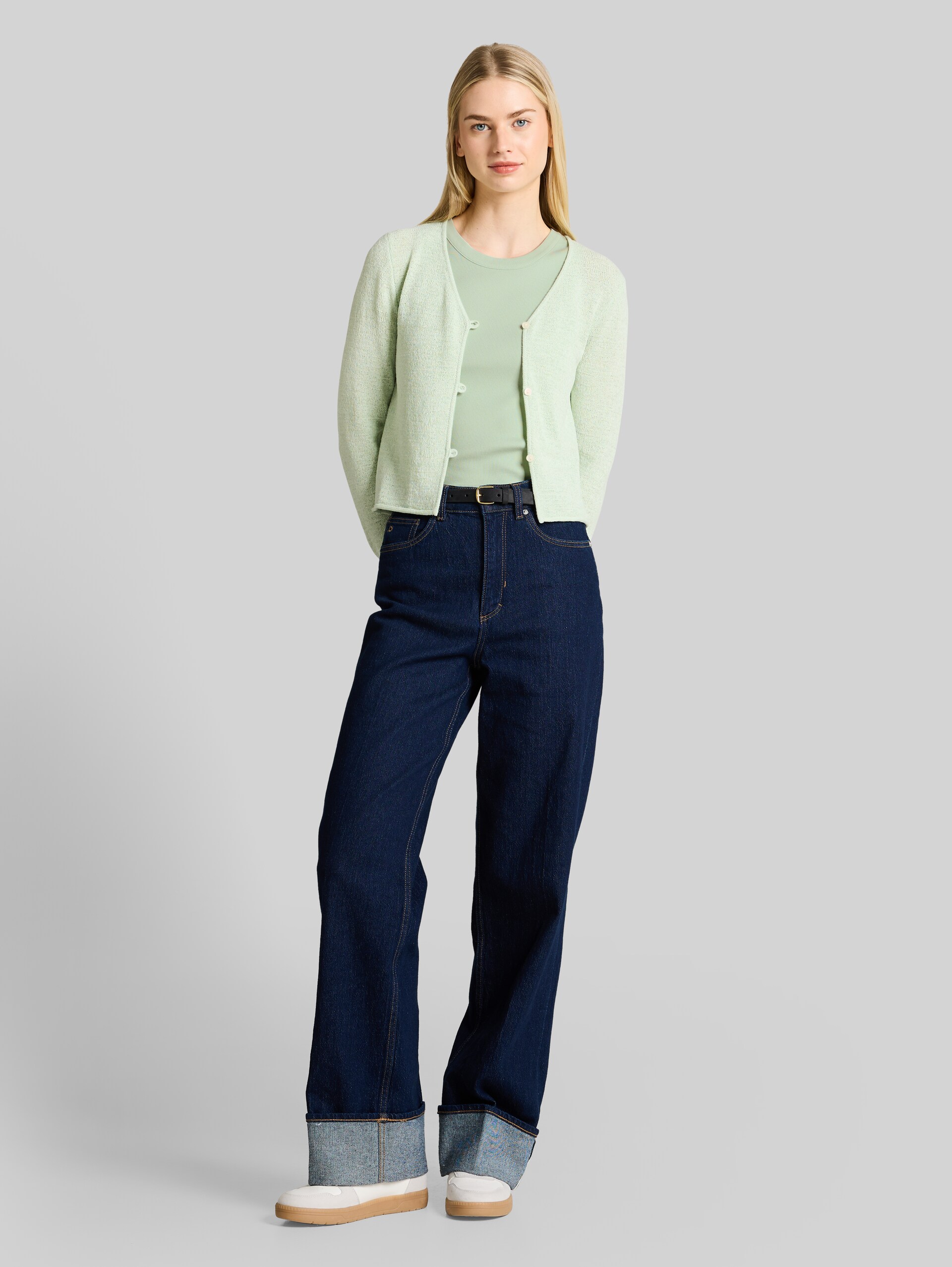 Slim-fit top with ribbed texture - light matcha green - Model front view