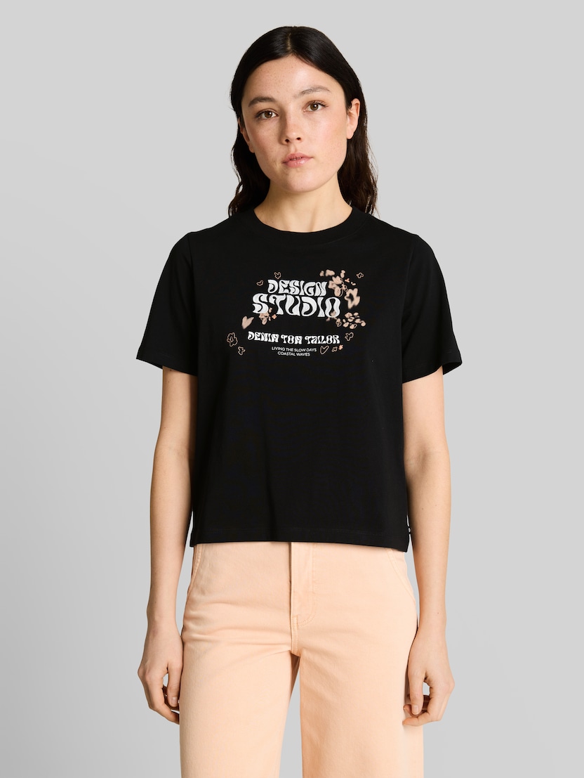 Loose fit T-shirt met borduursel door Denim Female, deep black