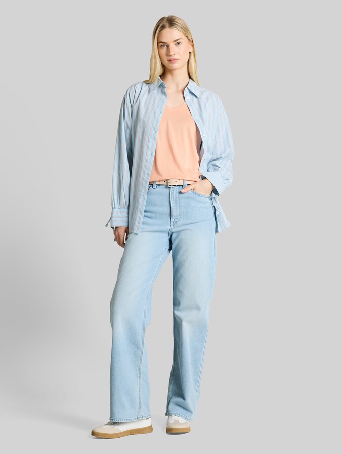 T-shirt met V-hals door Denim Female, Orange Parfait
