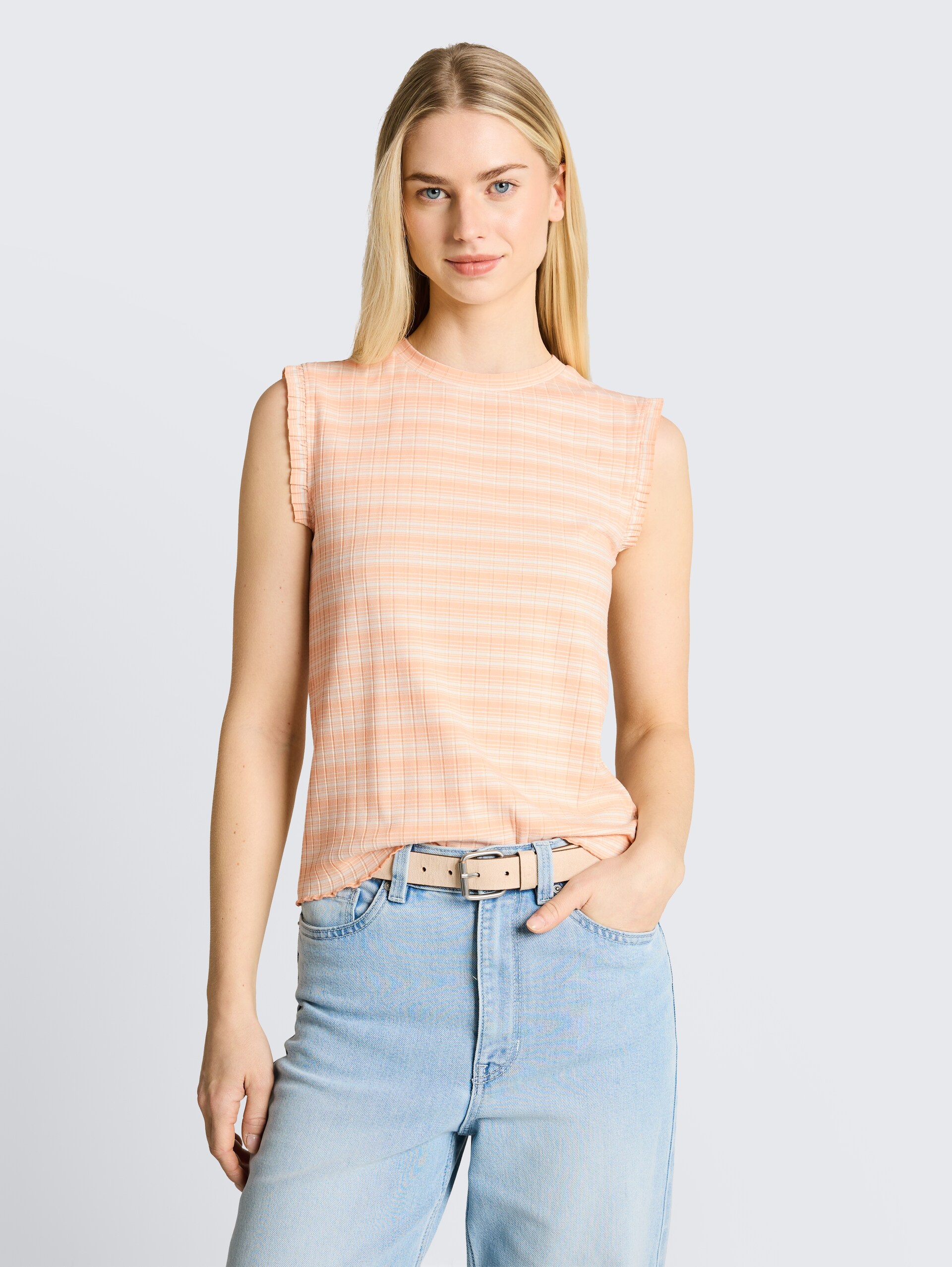 Top mit Streifenmuster - apricot white gradient stripe - Ausschnitt Model-Vorderansicht