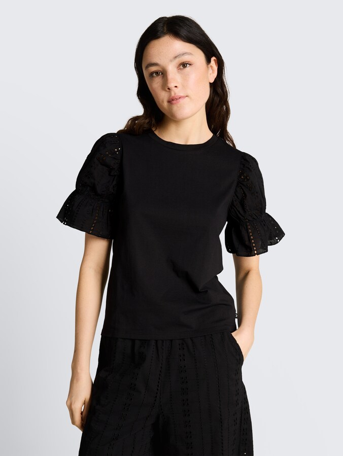 Loose fit T-shirt met opengewerkte borduursels door Denim Female, deep black