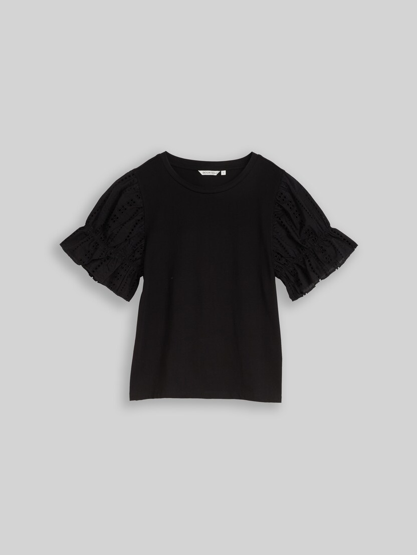T-shirt ample avec broderies ajourées par Denim Female, deep black