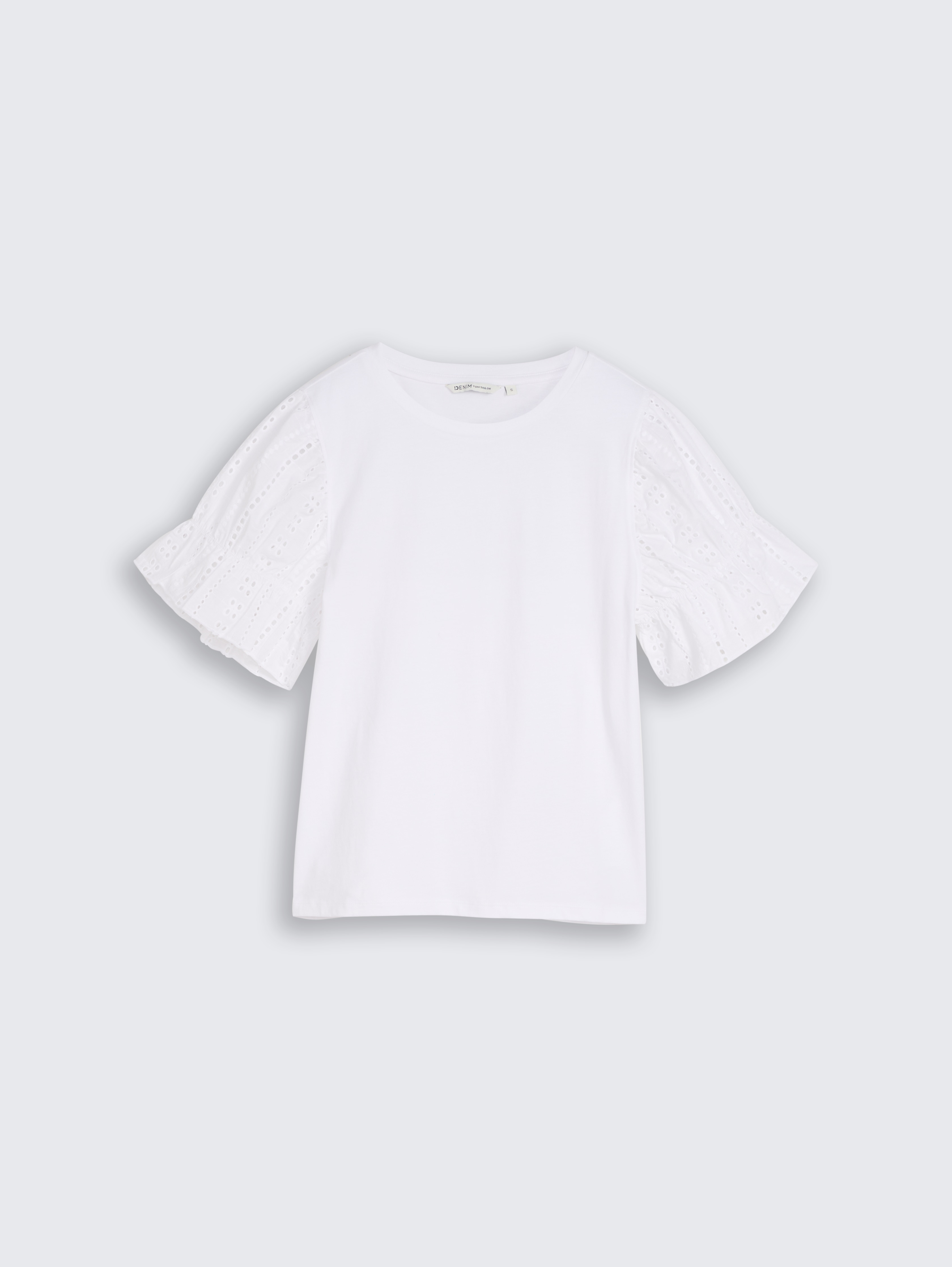 Loose fit T-shirt with eyelet embroidery by Denim Female, White