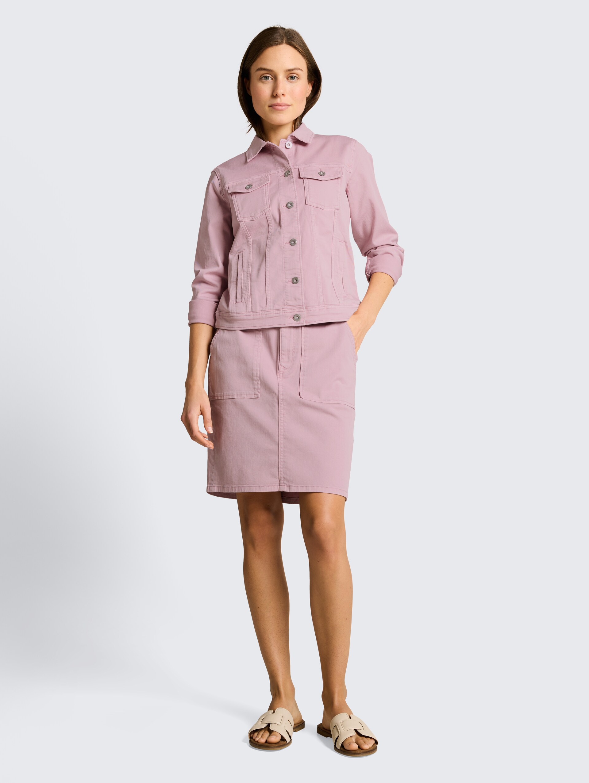 Jeansrock mit aufgesetzten Taschen - light elderberry - Model-Vorderansicht