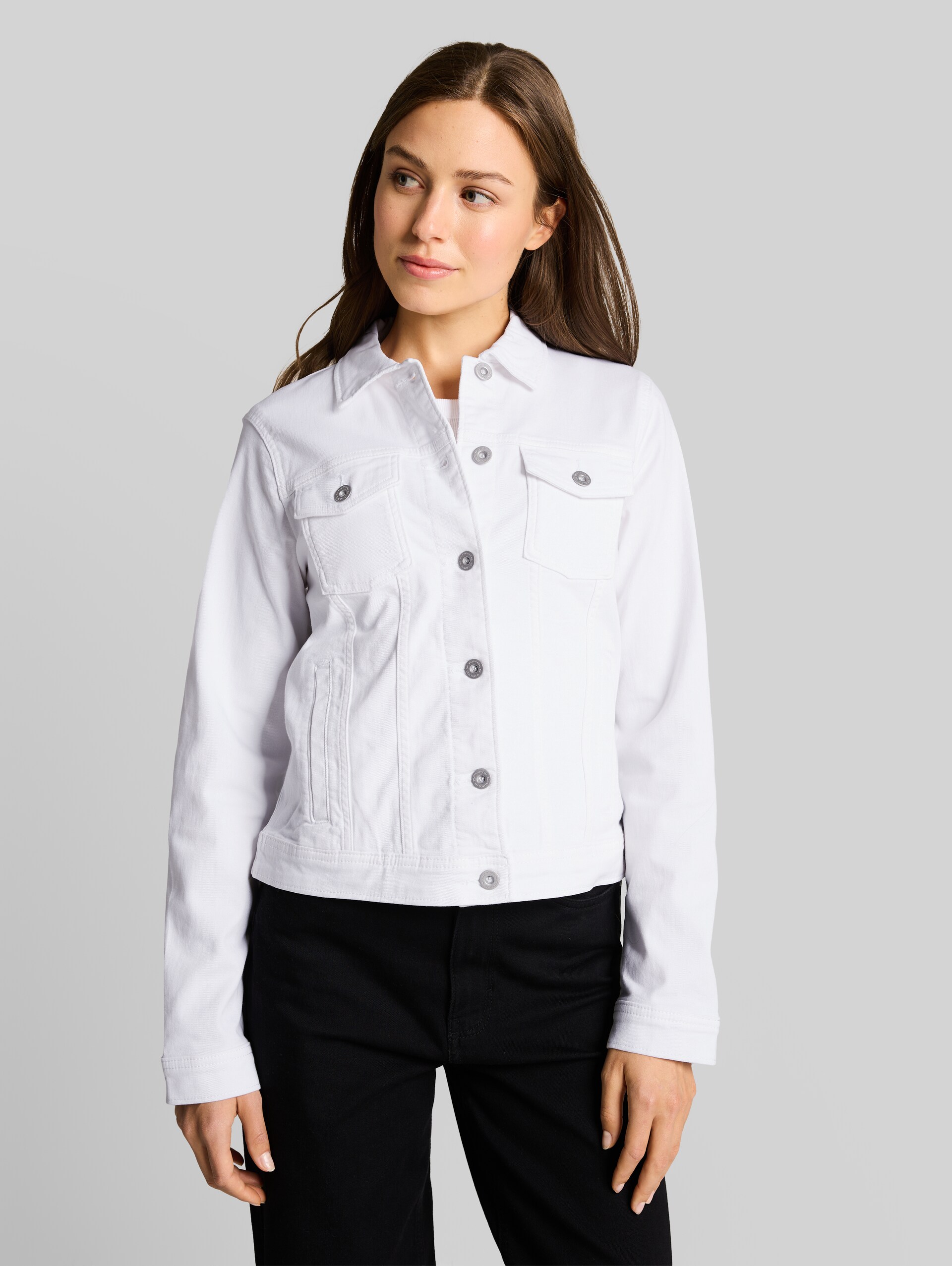 Denim jacket with side pockets - bright white - Model front view