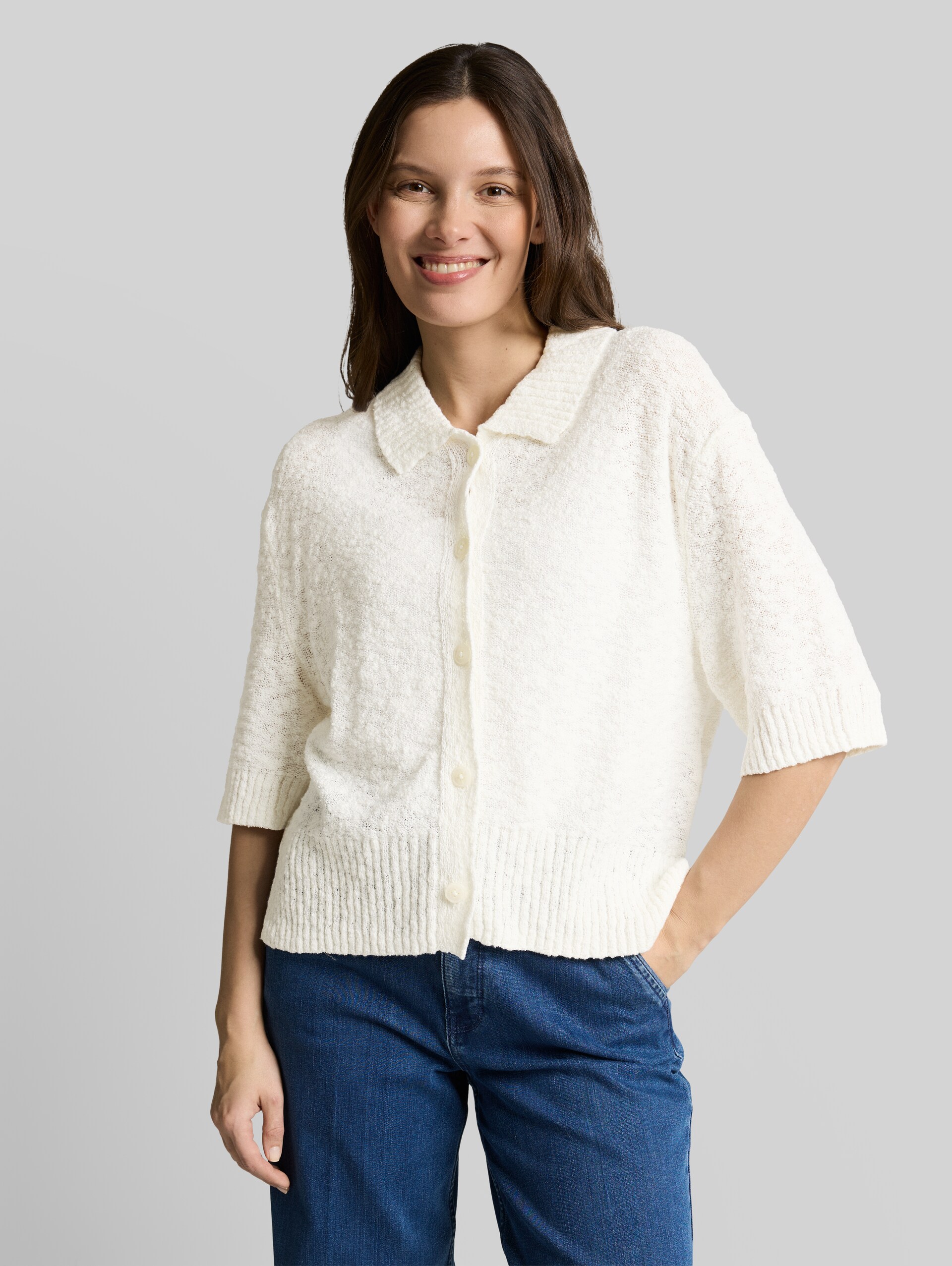 Loose fit bouclé cardigan with collar - Whisper White - Neckline model front view