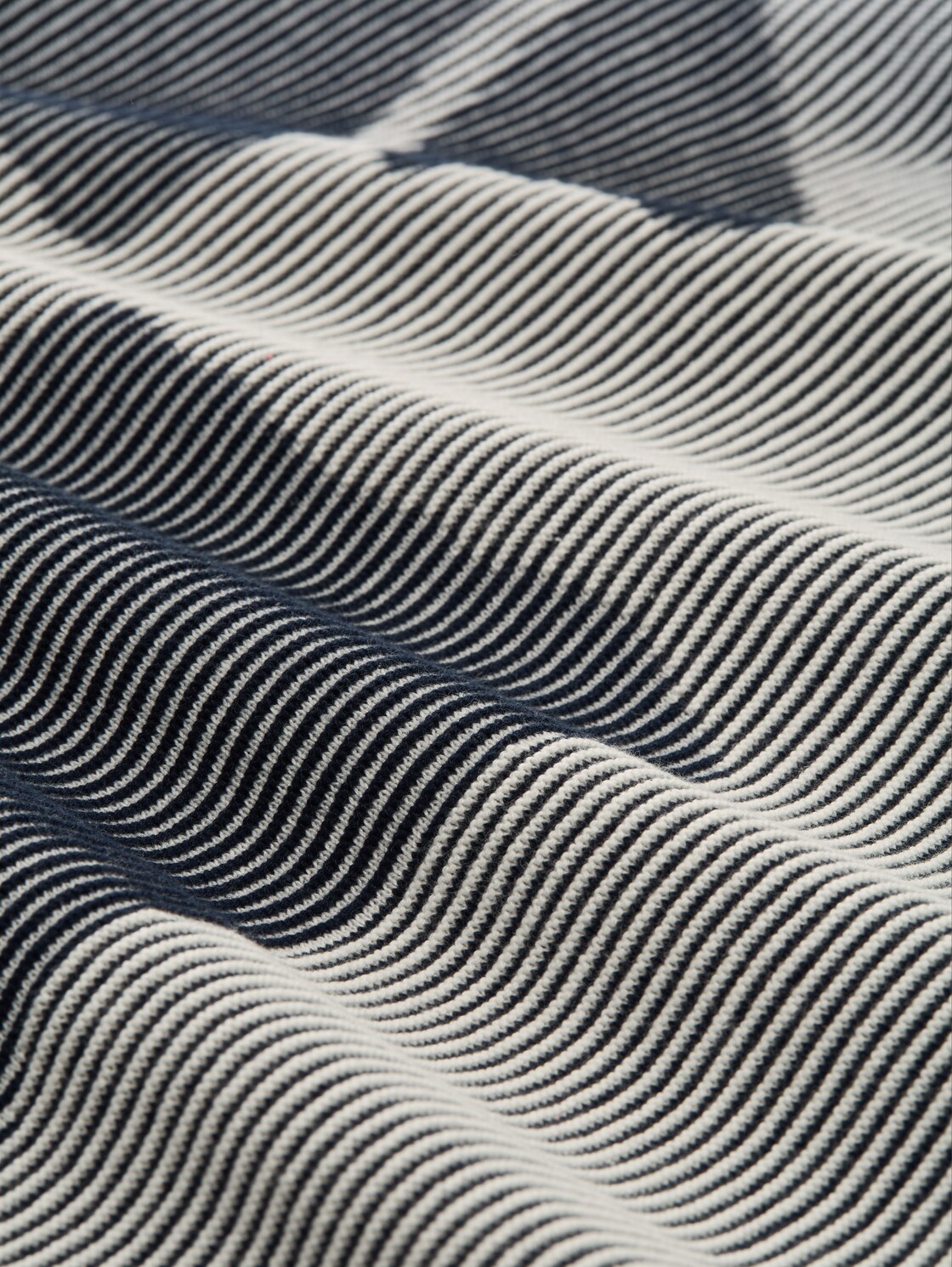 Strickpullover aus Baumwolle - navy ginko structure stripe - Material-Ansicht