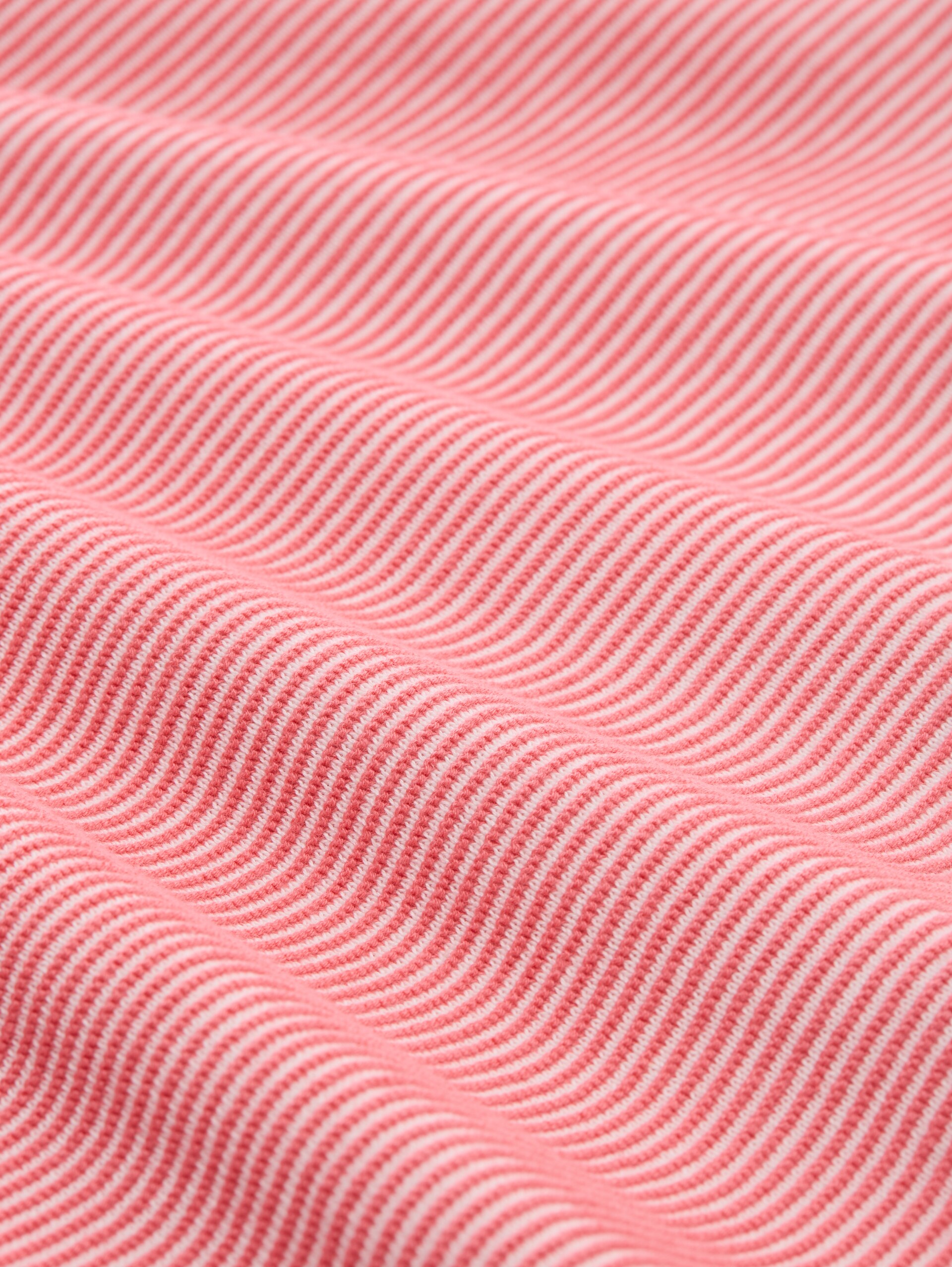 Strickpullover aus Baumwolle - coral white structure stripe - Material-Ansicht