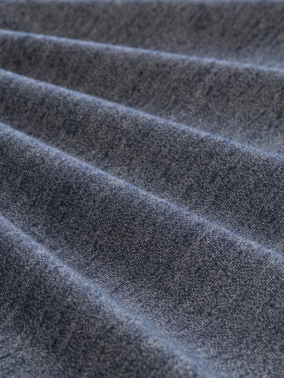 T-Shirt in Melange-Optik - navy gardenia white injected - Material-Ansicht