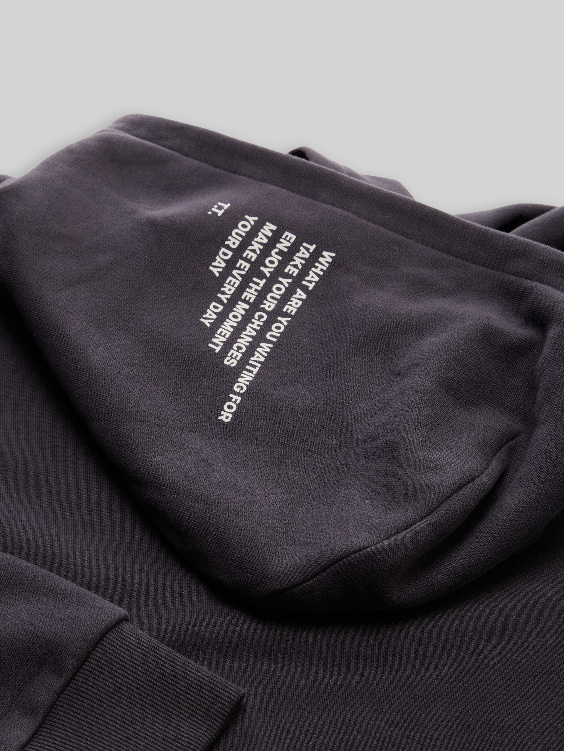 Oversized hooded sweatshirt - coal grey - Detail model view