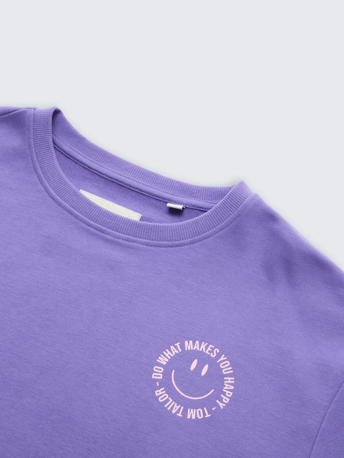 Cropped Sweatshirt mit Print - vervain lilac - Detail-Model-Ansicht