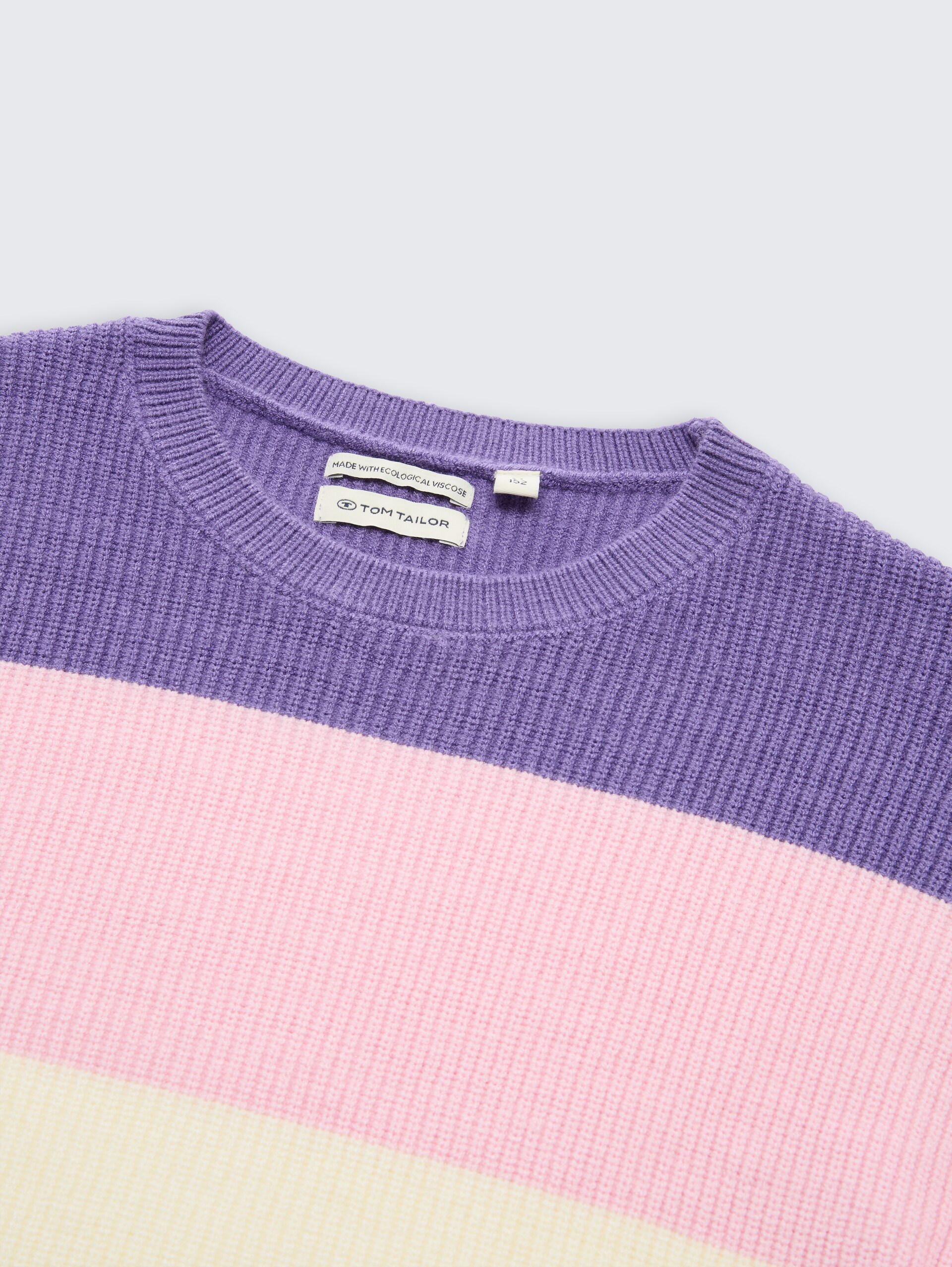 Cropped gebreide trui met colour blocking - big multicolor stripe - Detailaanzicht model